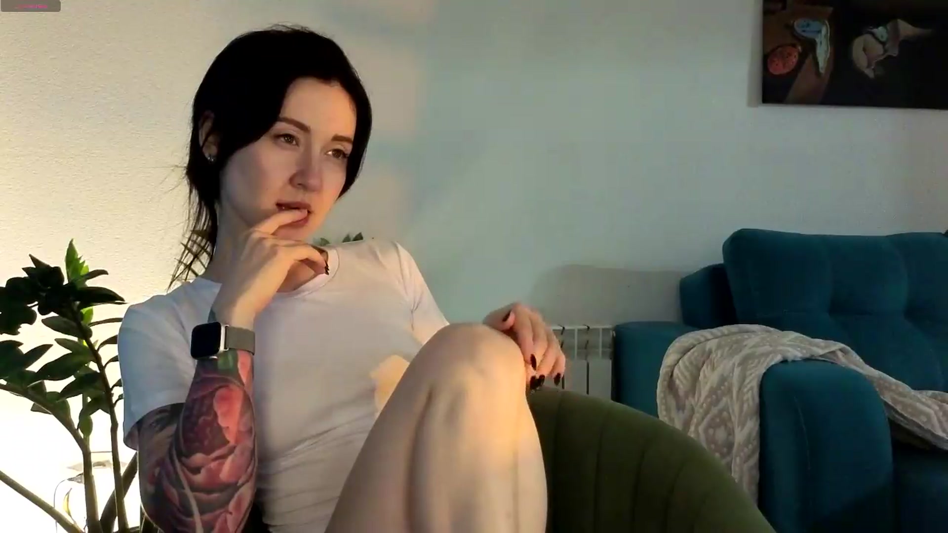 Gallery image thumbnail from Azulafire's myfreecams stream on, 07/05/2026, 01:44 image 12 of 20