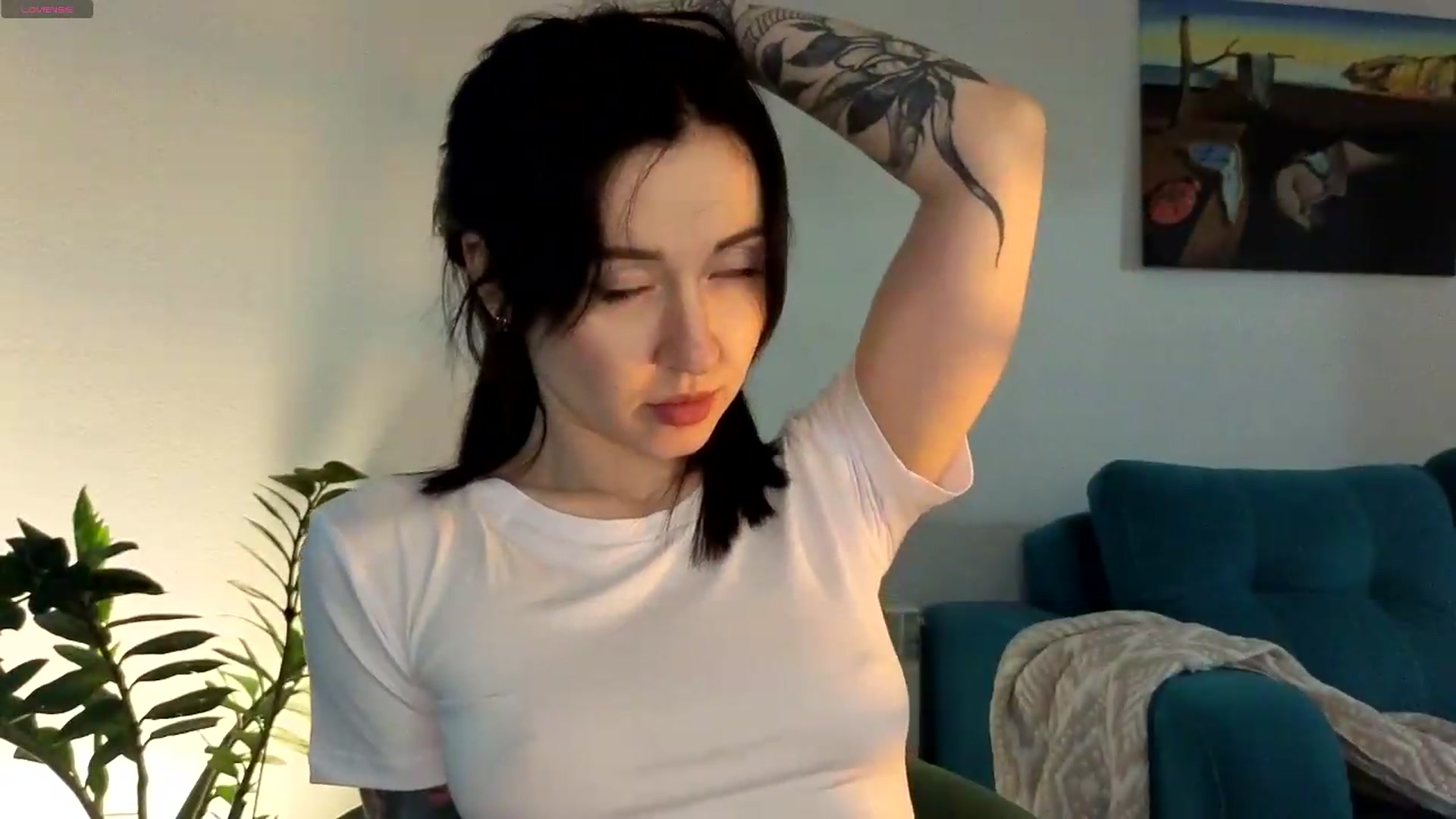 Gallery image thumbnail from Azulafire's myfreecams stream on, 07/05/2026, 01:44 image 8 of 20