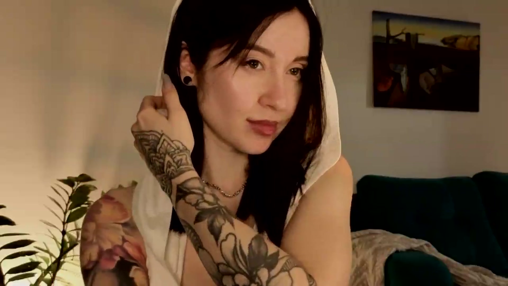 Gallery image thumbnail from Azulafire's myfreecams stream on, 07/06/2026, 01:53 image 17 of 20