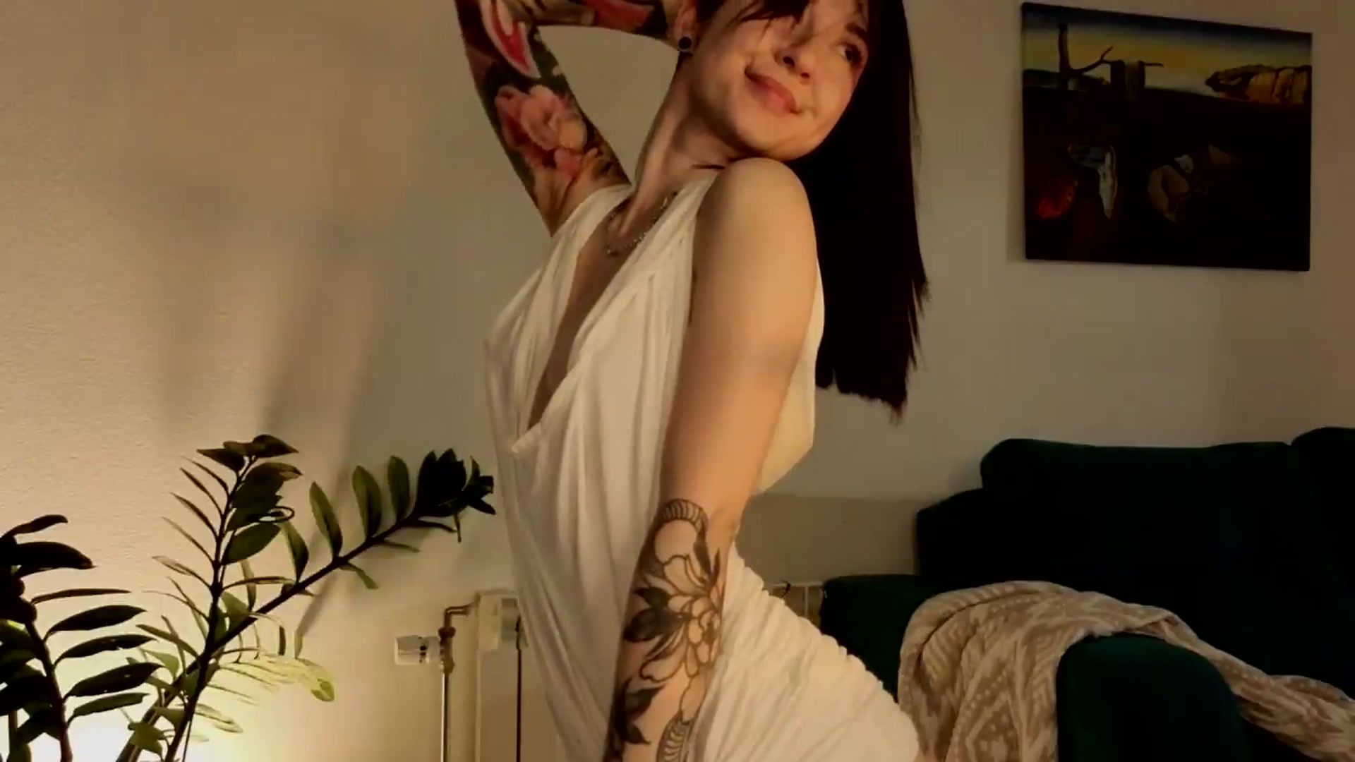 Gallery image thumbnail from Azulafire's myfreecams stream on, 07/06/2026, 03:57 image 4 of 20