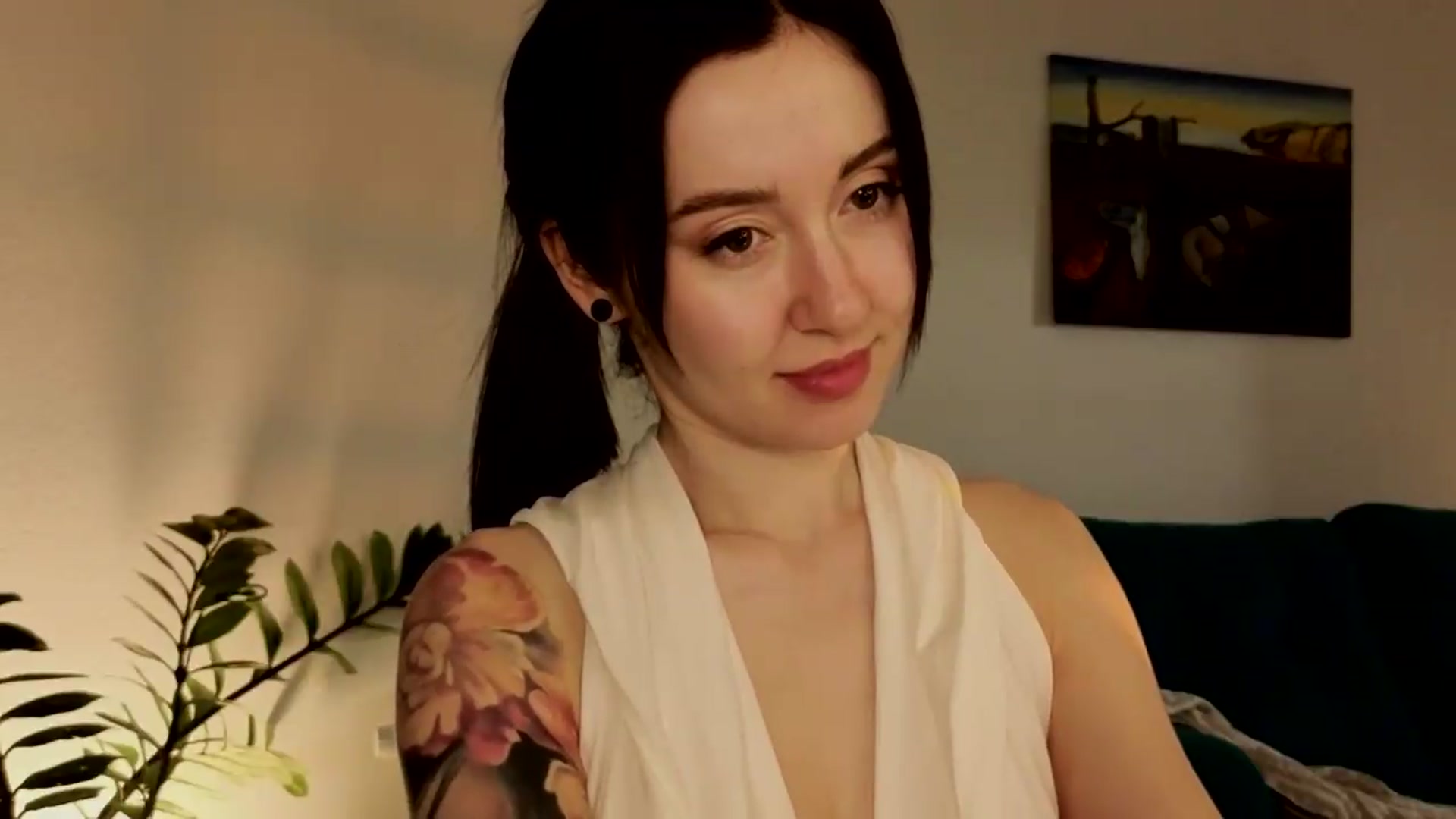 Gallery image thumbnail from Azulafire's myfreecams stream on, 07/06/2026, 04:35 image 16 of 20