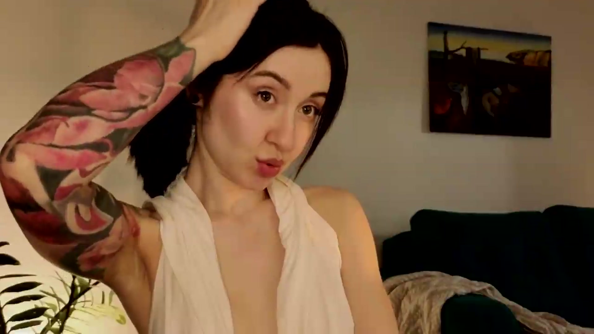Gallery image thumbnail from Azulafire's myfreecams stream on, 07/06/2026, 04:35 image 5 of 20