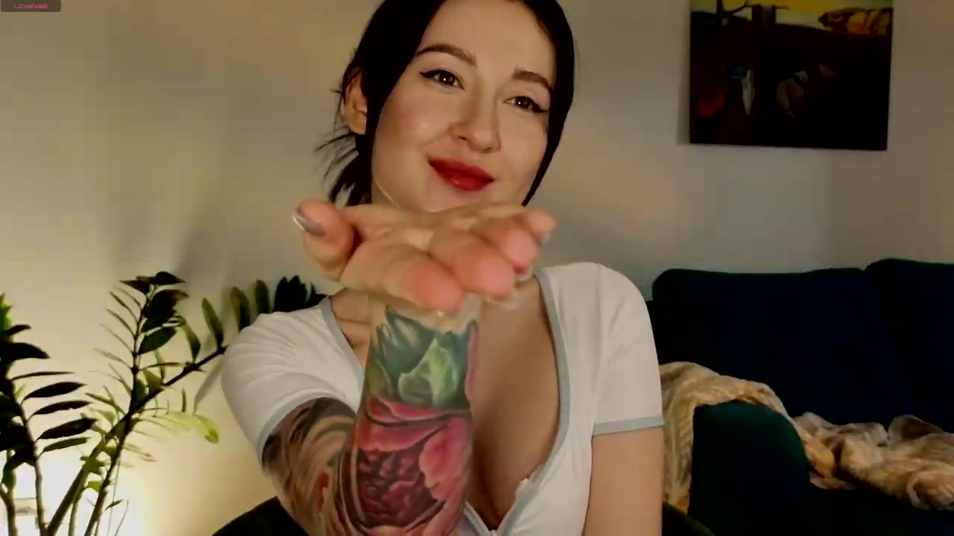 Gallery image thumbnail from Azulafire's myfreecams stream on, 07/07/2026, 19:29 image 4 of 20