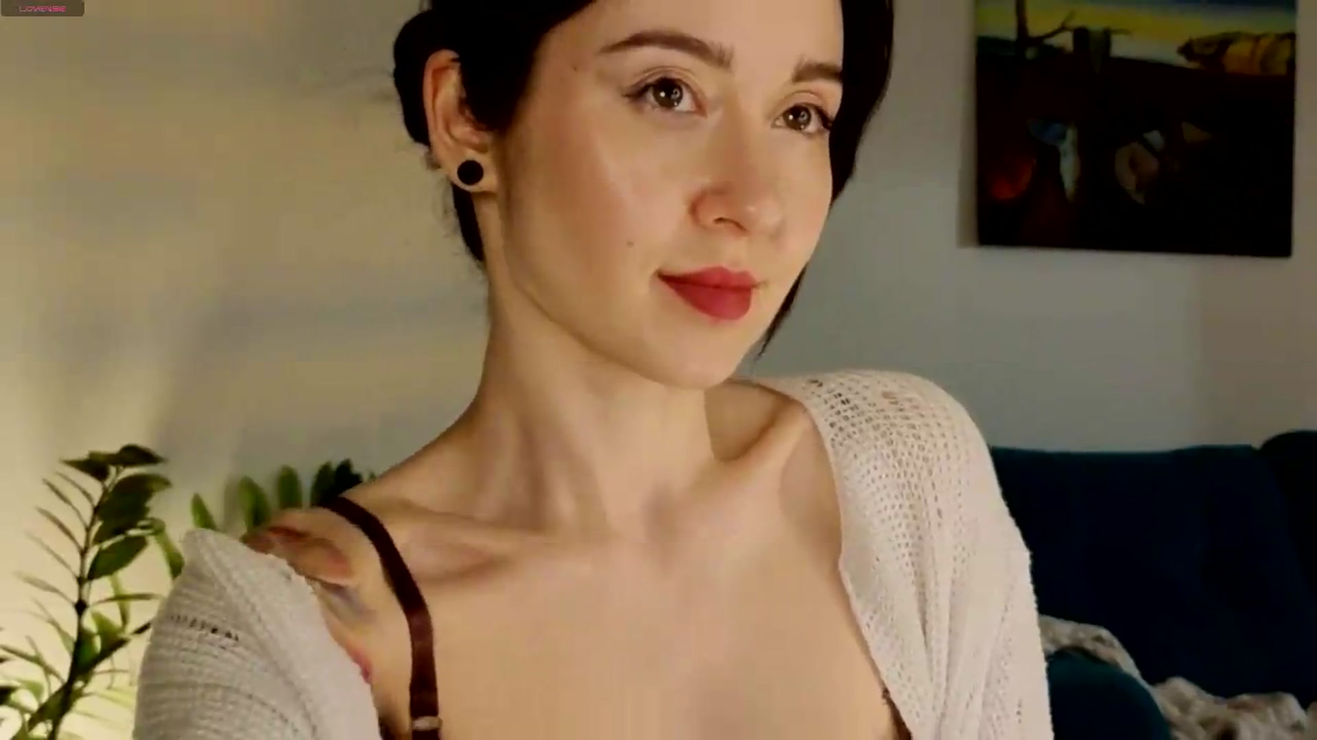 Gallery image thumbnail from Azulafire's myfreecams stream on, 07/08/2026, 20:52 image 17 of 20