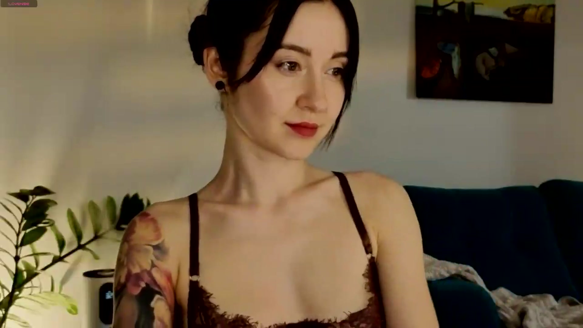 Gallery image thumbnail from Azulafire's myfreecams stream on, 07/09/2026, 24:00 image 4 of 20