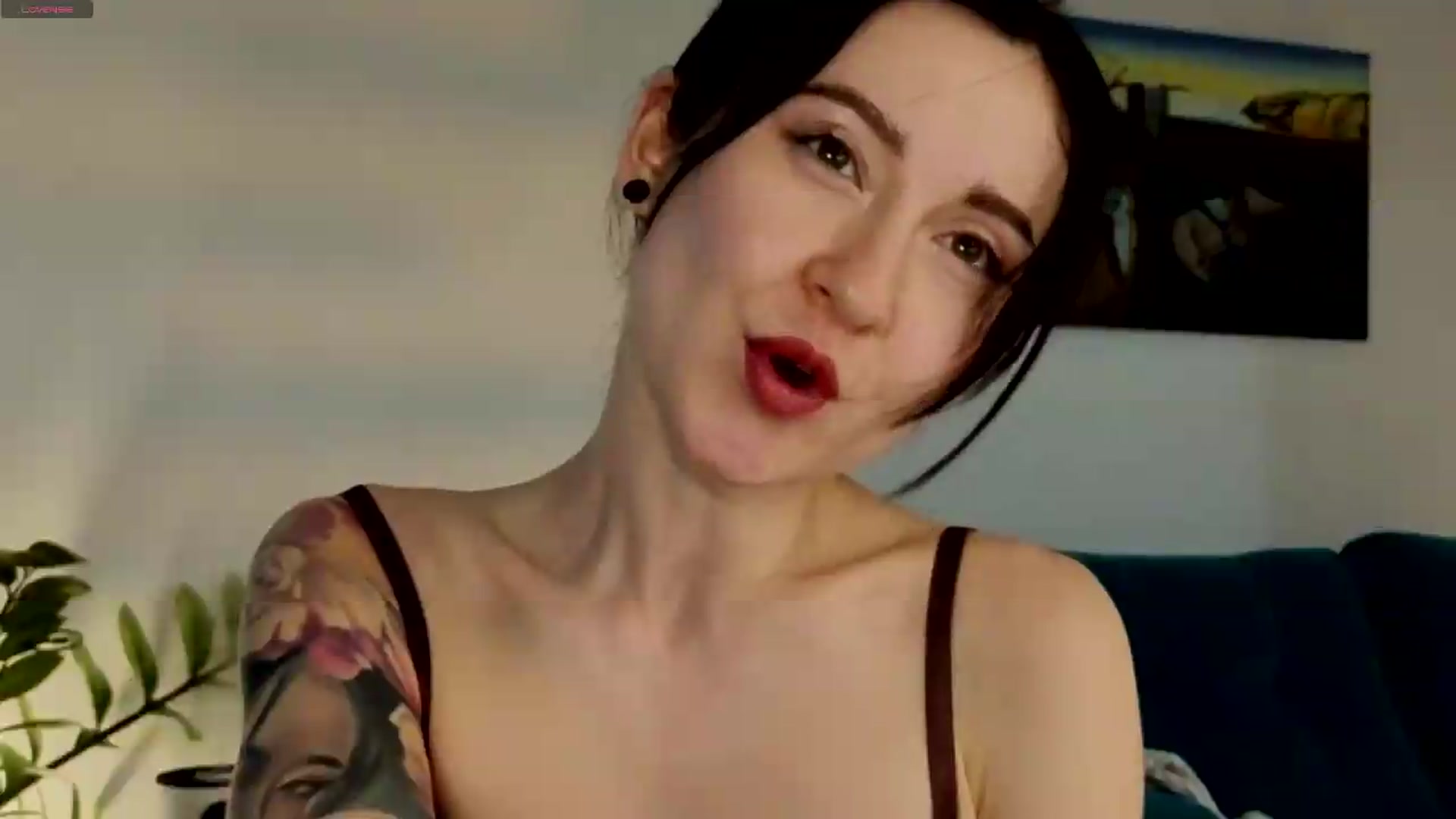 Gallery image thumbnail from Azulafire's myfreecams stream on, 07/09/2026, 01:13 image 20 of 20