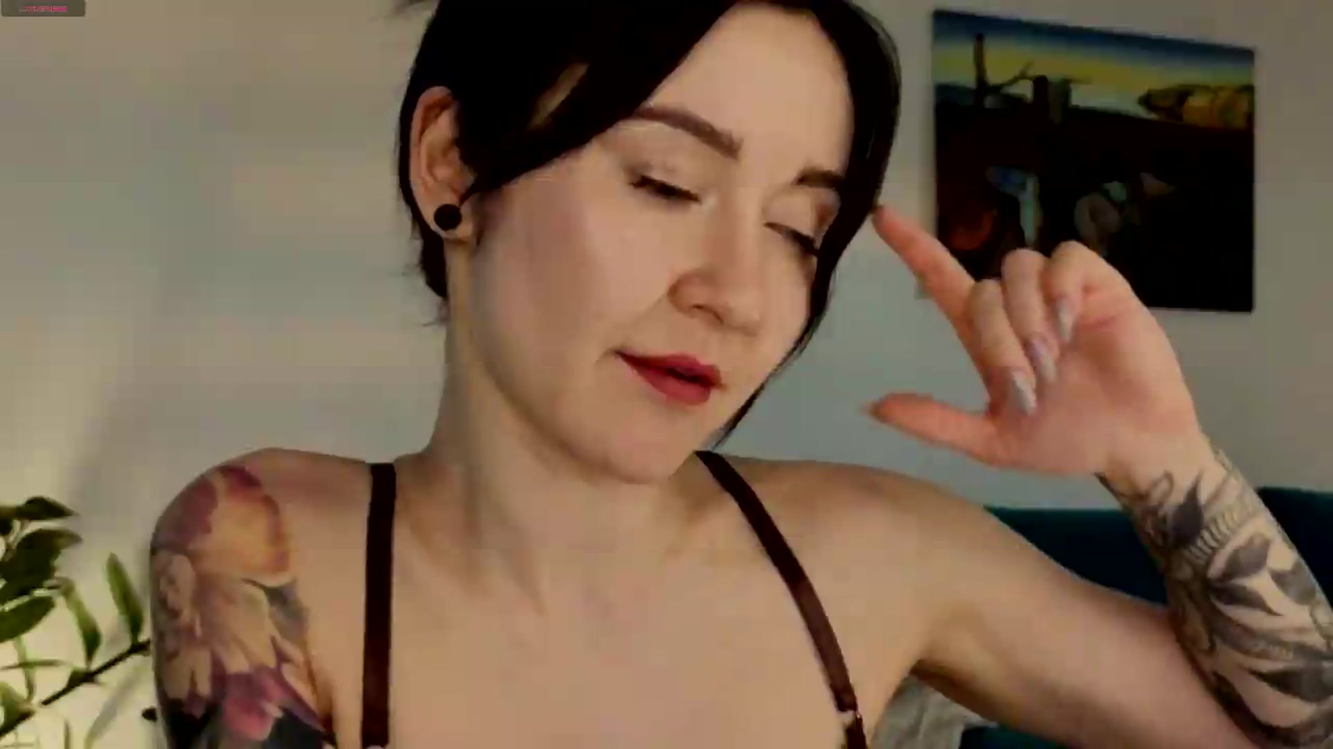Gallery image thumbnail from Azulafire's myfreecams stream on, 07/09/2026, 01:13 image 14 of 20