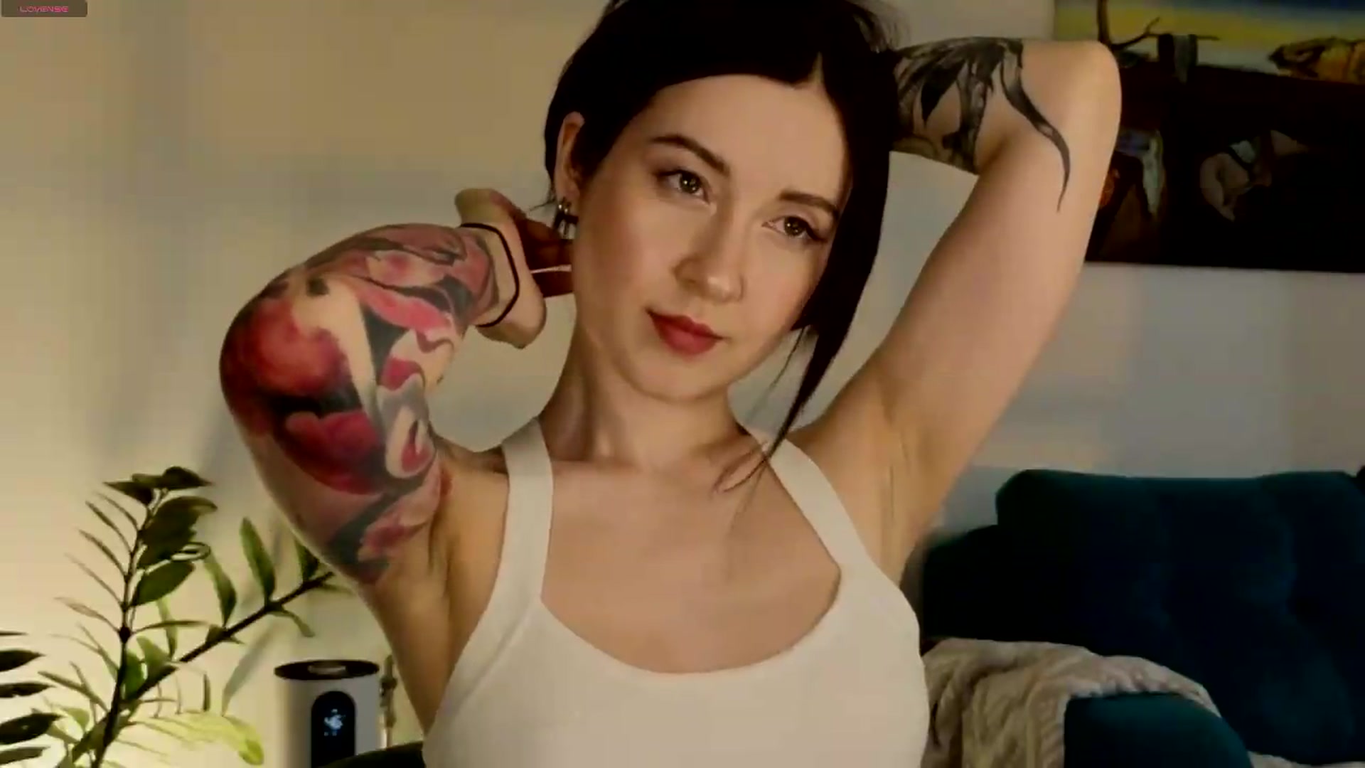 Gallery image thumbnail from Azulafire's myfreecams stream on, 07/09/2026, 19:08 image 2 of 20
