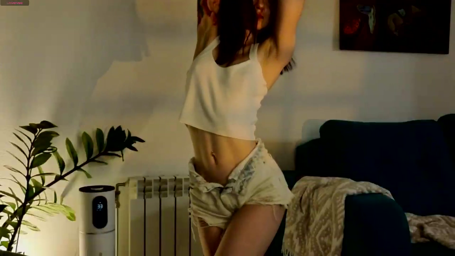 Gallery image thumbnail from Azulafire's myfreecams stream on, 07/09/2026, 19:08 image 15 of 20