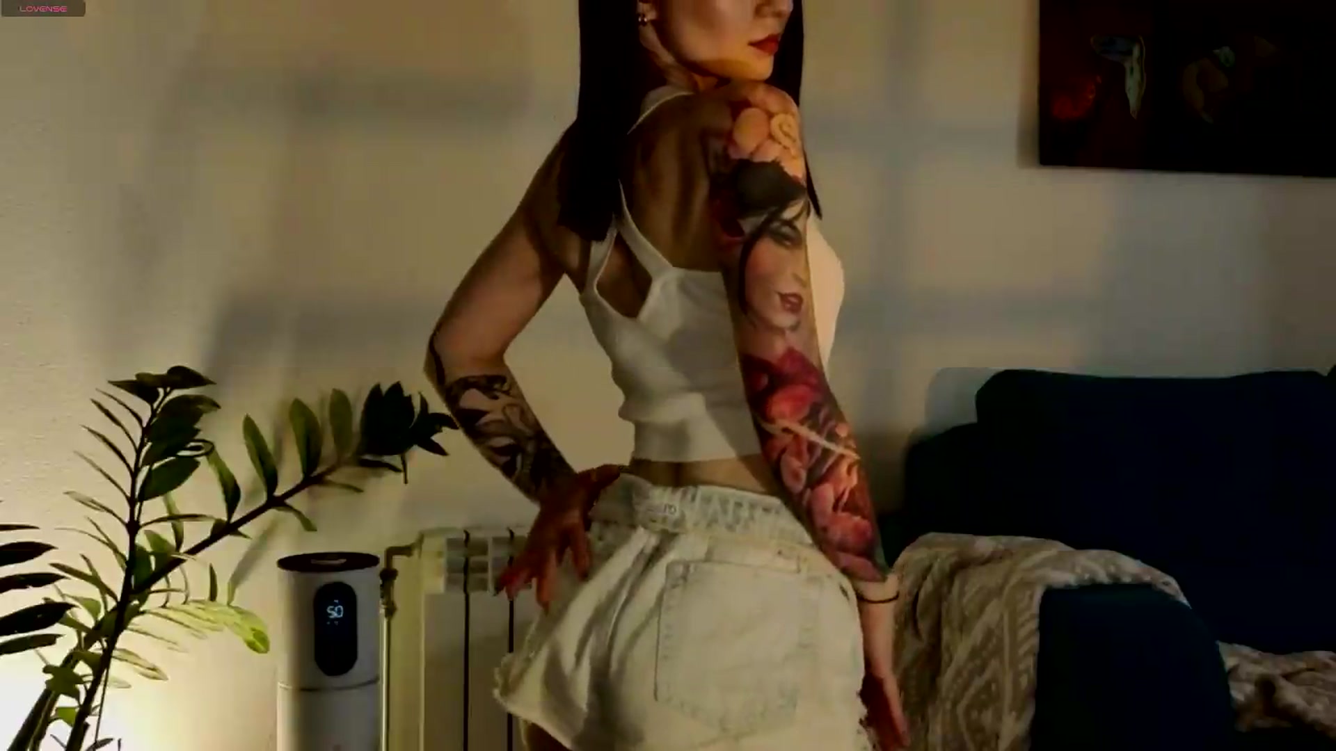 Gallery image thumbnail from Azulafire's myfreecams stream on, 07/09/2026, 19:08 image 4 of 20