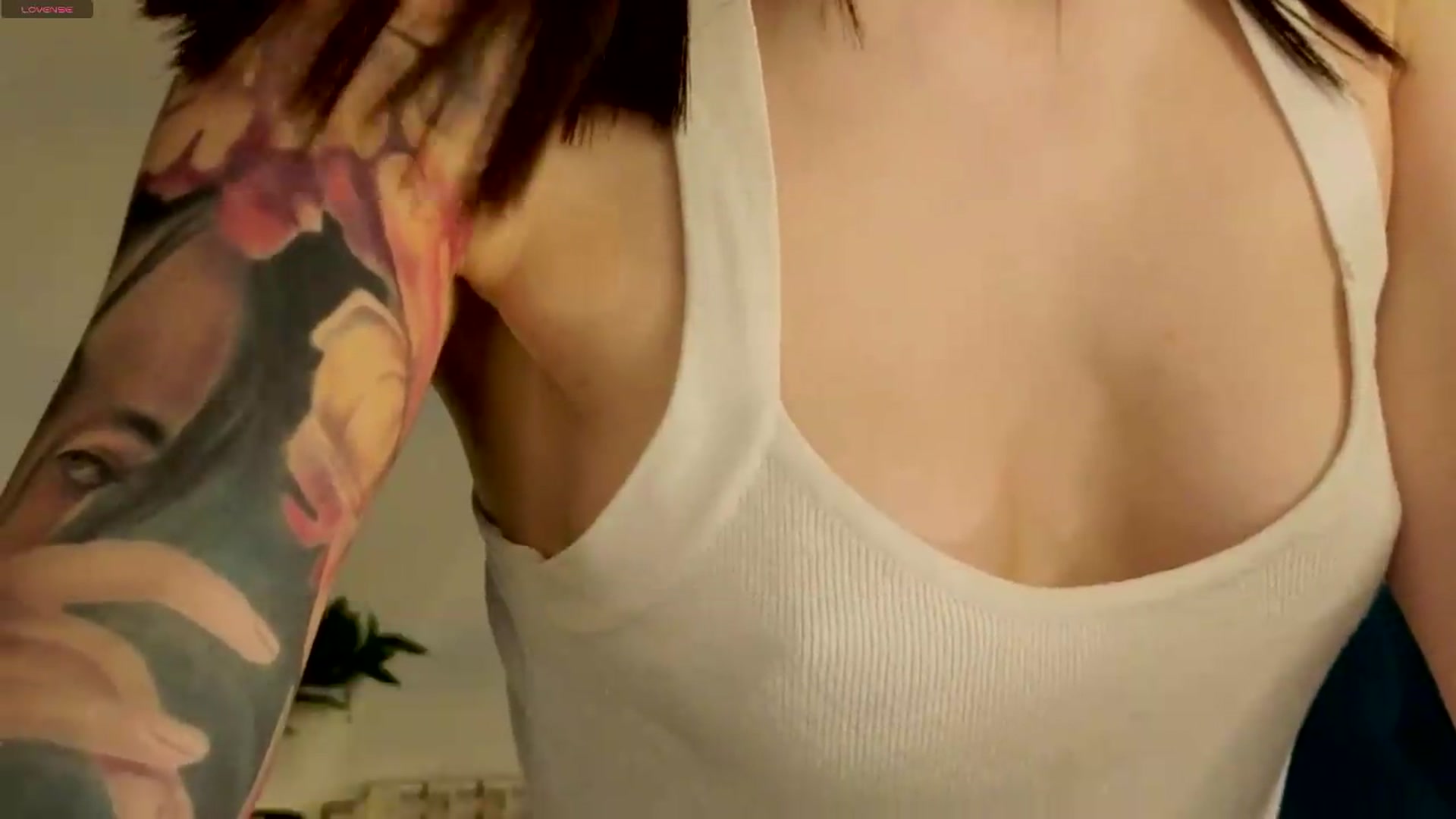 Gallery image thumbnail from Azulafire's myfreecams stream on, 07/09/2026, 22:54 image 7 of 20