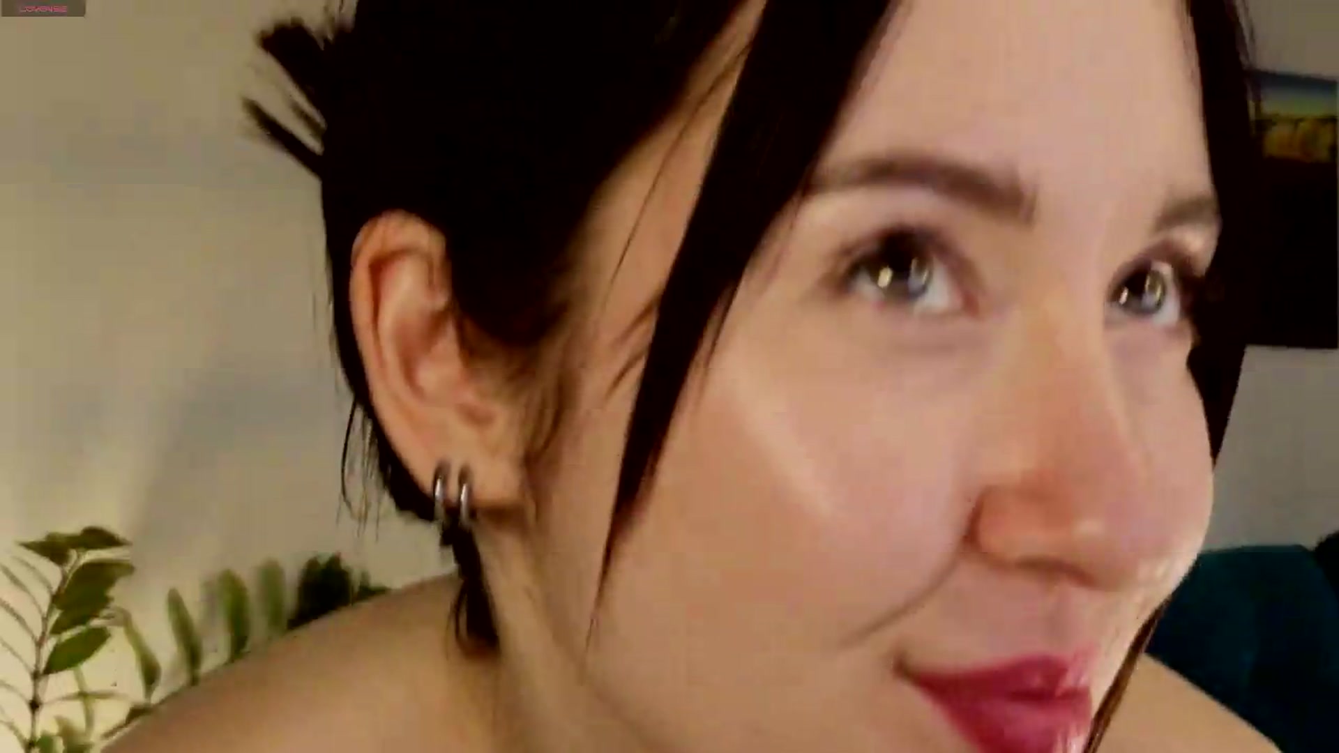 Gallery image thumbnail from Azulafire's myfreecams stream on, 07/10/2026, 01:09 image 10 of 20