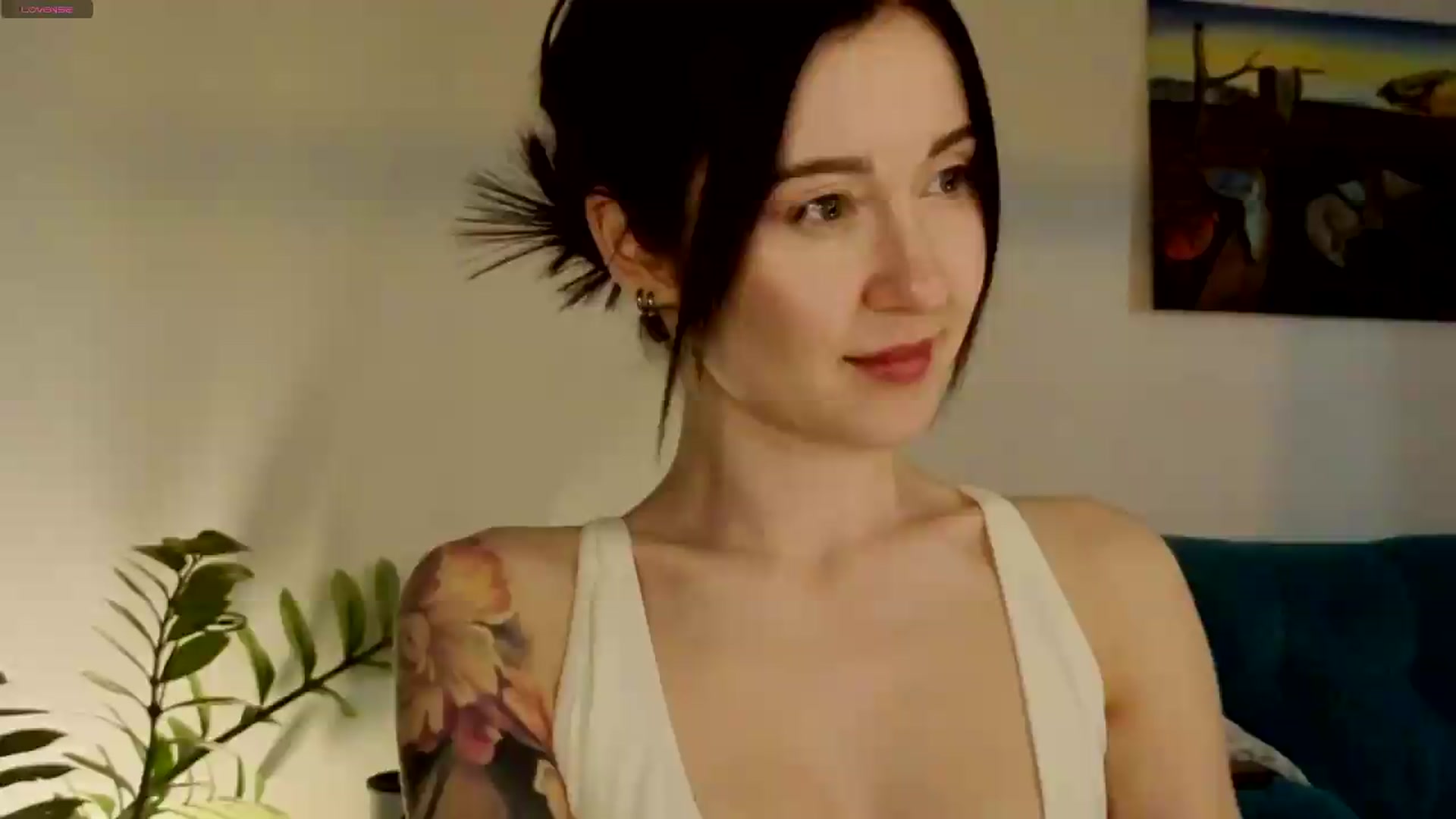 Gallery image thumbnail from Azulafire's myfreecams stream on, 07/12/2026, 24:59 image 9 of 20