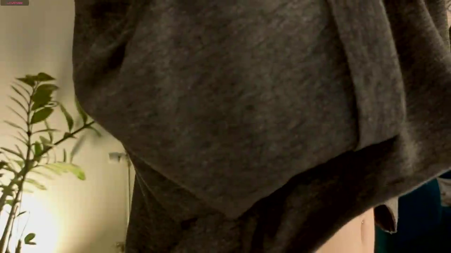 Gallery image thumbnail from Azulafire's myfreecams stream on, 07/12/2026, 22:32 image 20 of 20