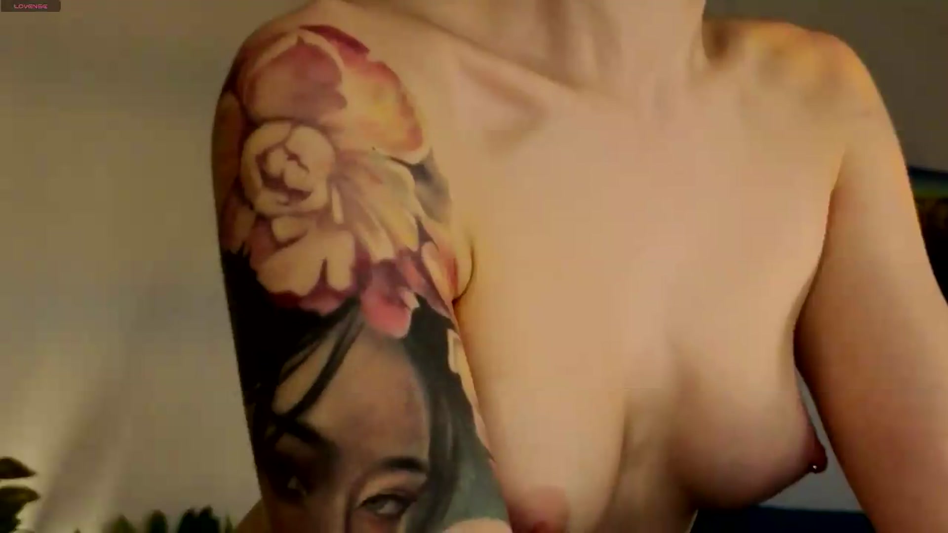 Gallery image thumbnail from Azulafire's myfreecams stream on, 07/13/2026, 01:35 image 16 of 20