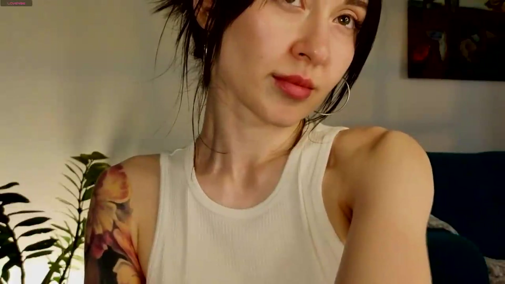 Gallery image thumbnail from Azulafire's myfreecams stream on, 07/16/2026, 01:29 image 14 of 20
