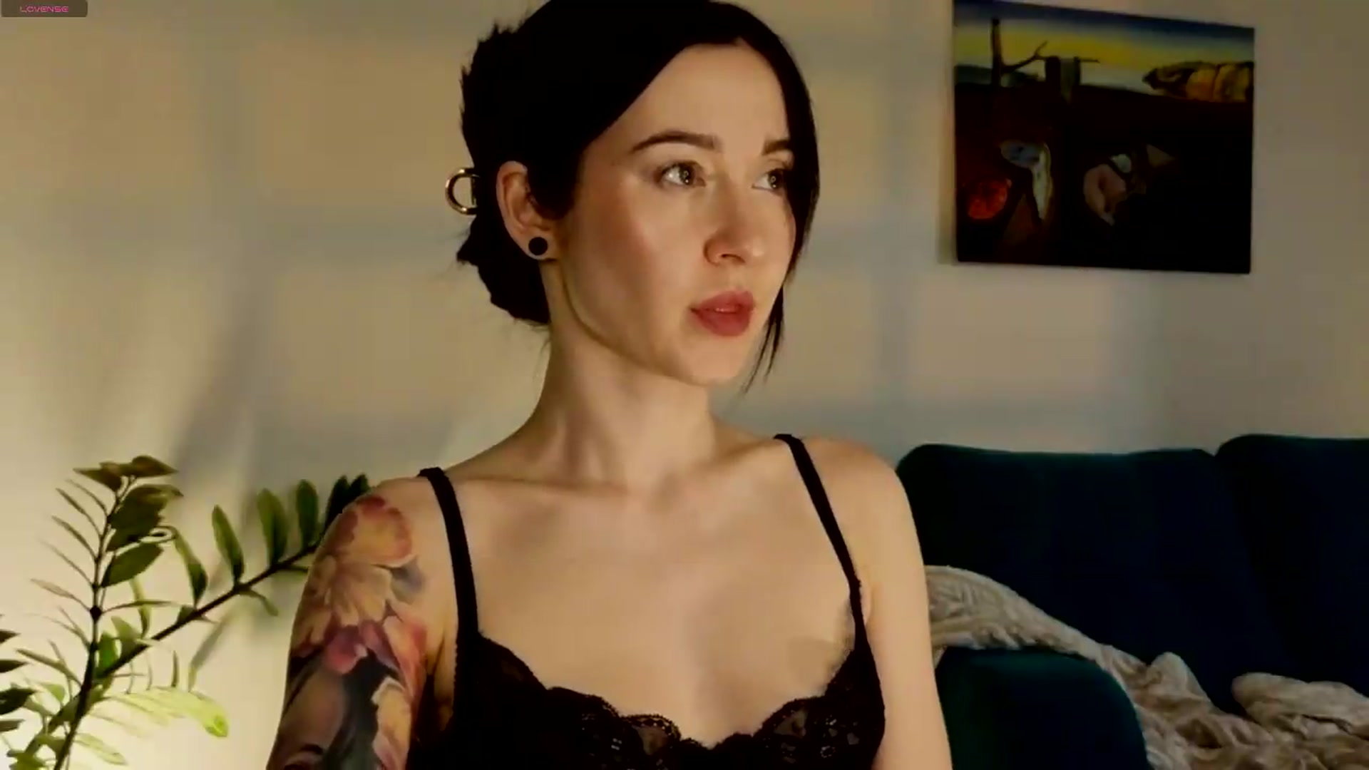 Gallery image thumbnail from Azulafire's myfreecams stream on, 07/17/2026, 21:51 image 3 of 20