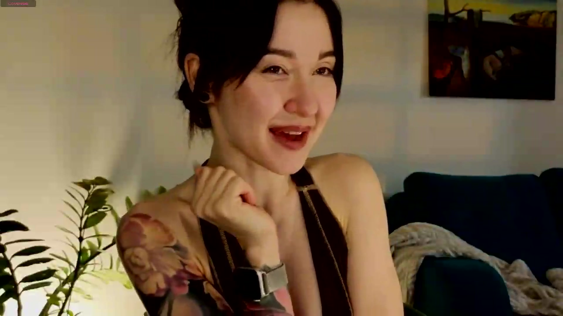 Gallery image thumbnail from Azulafire's myfreecams stream on, 07/18/2026, 24:01 image 19 of 20