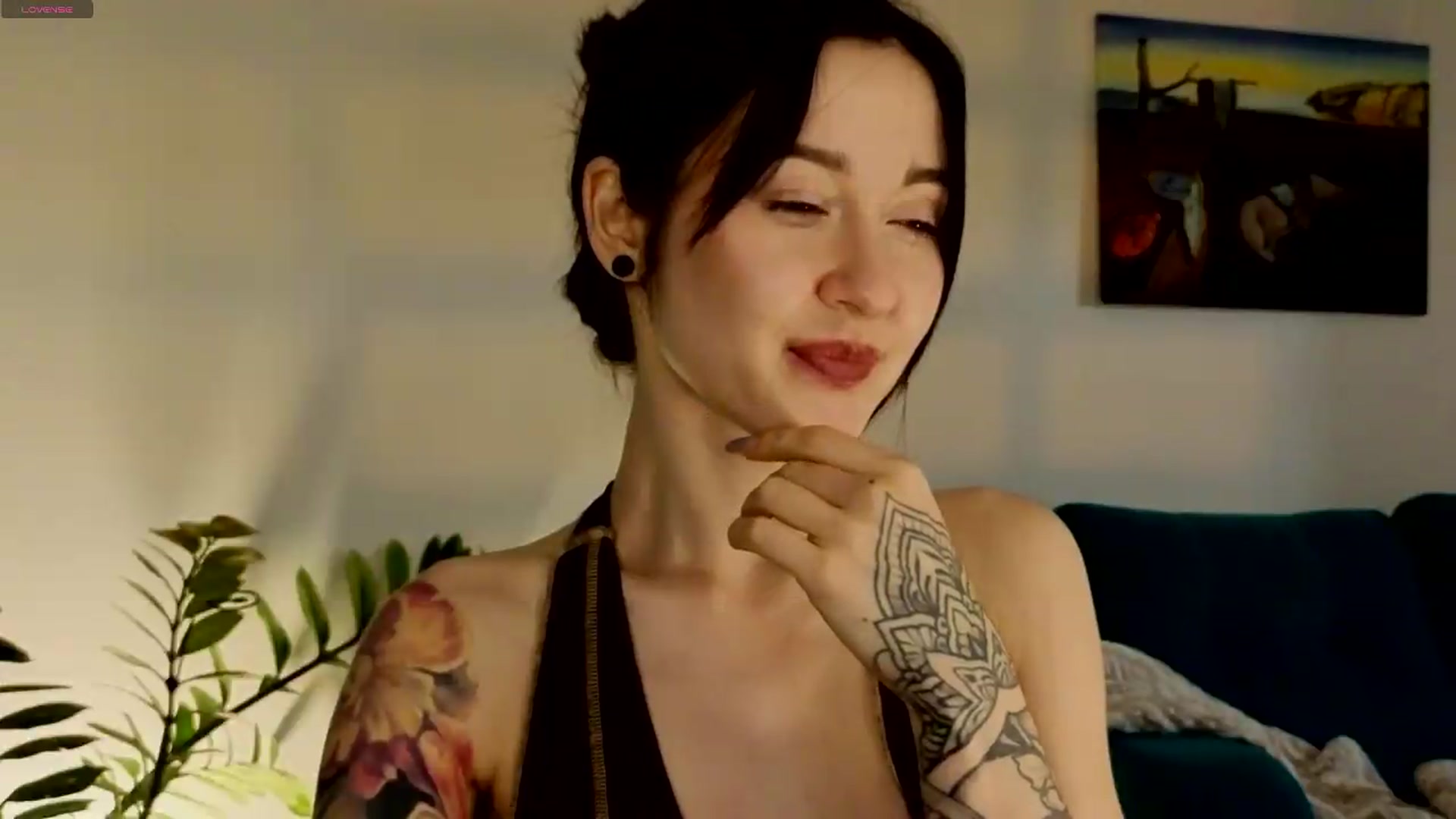Gallery image thumbnail from Azulafire's myfreecams stream on, 07/18/2026, 24:01 image 16 of 20