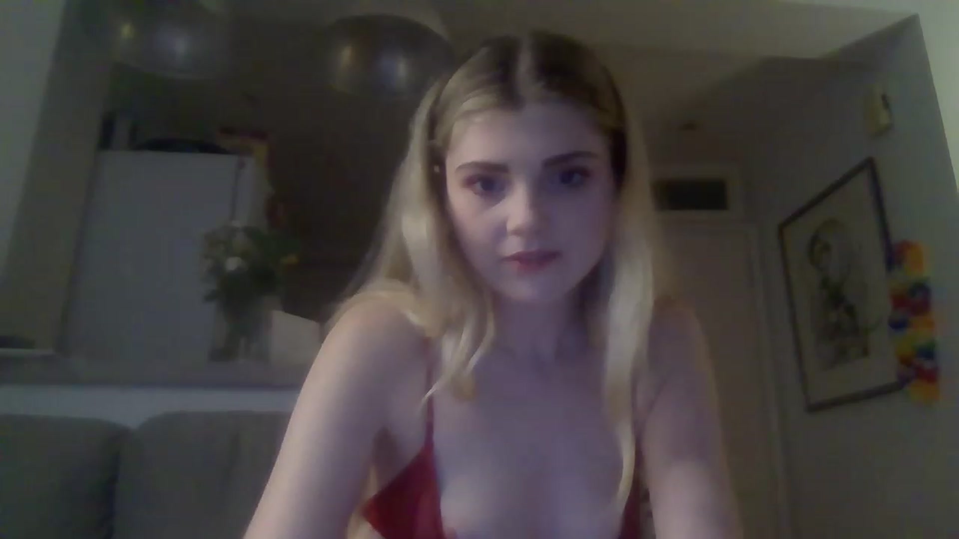 Gallery image thumbnail from B3dbug's myfreecams stream on, 12/01/2022, 17:55 image 7 of 20