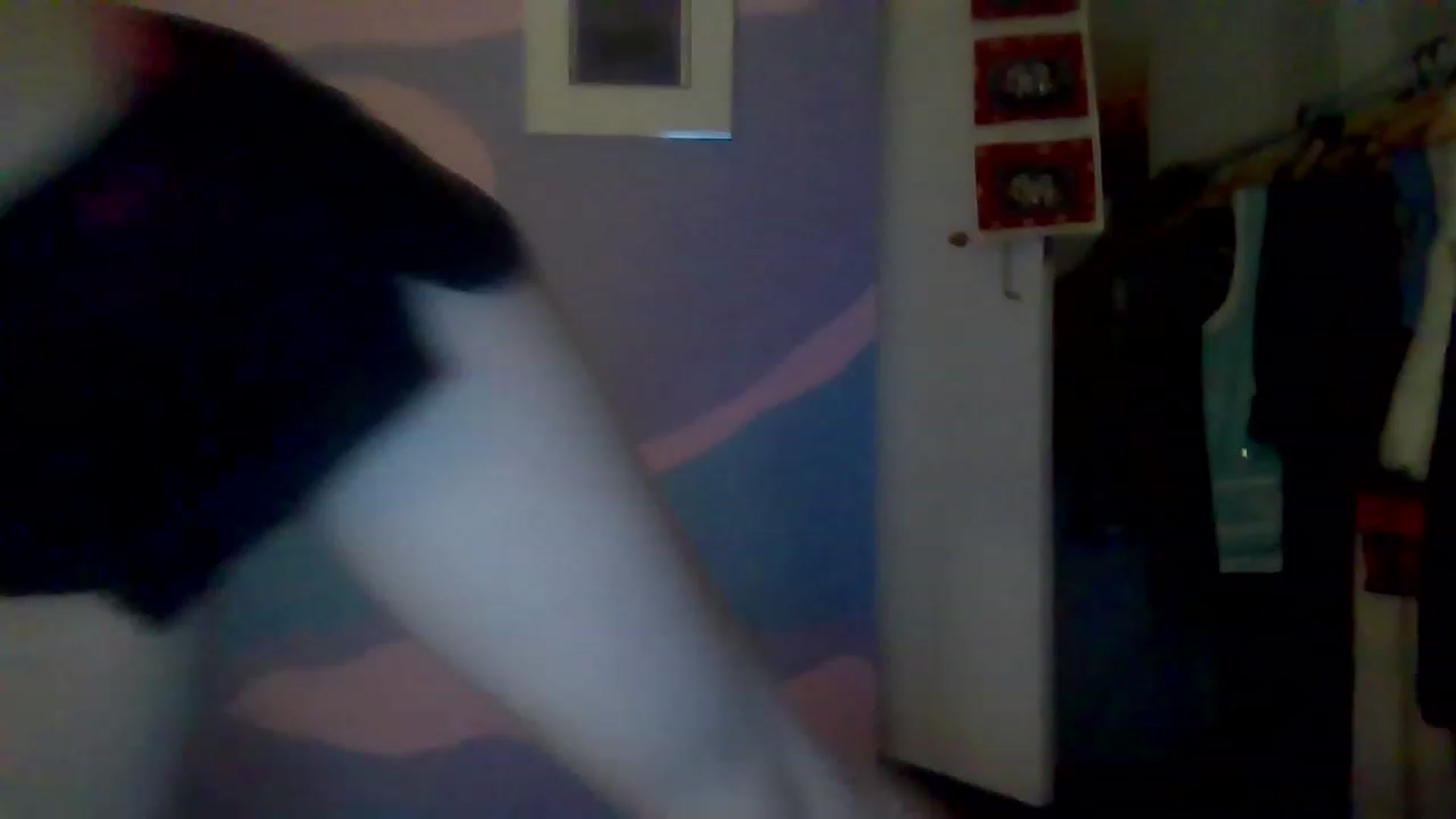Gallery image thumbnail from B3dbug's myfreecams stream on, 12/06/2022, 21:08 image 8 of 20