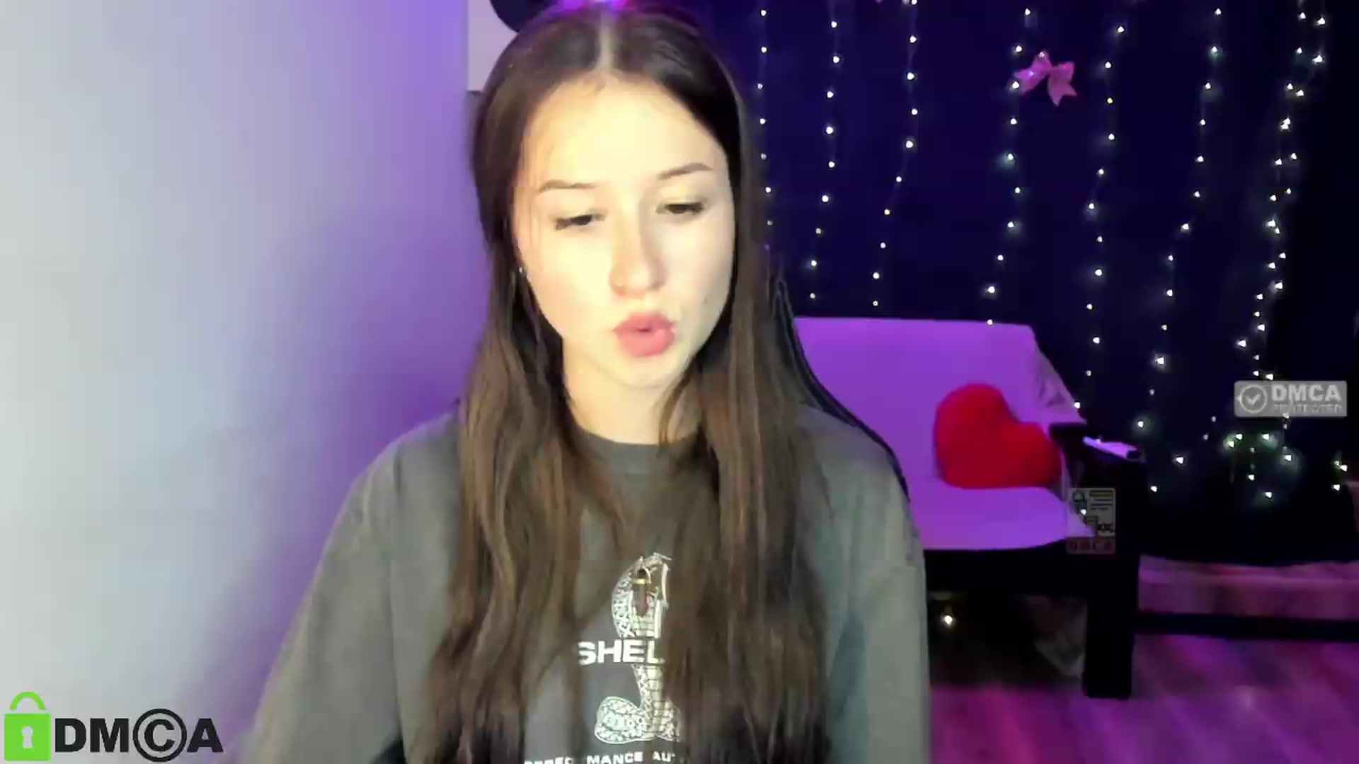 Gallery image thumbnail from B3lla19's myfreecams stream on, 06/25/2026, 23:09 image 1 of 20