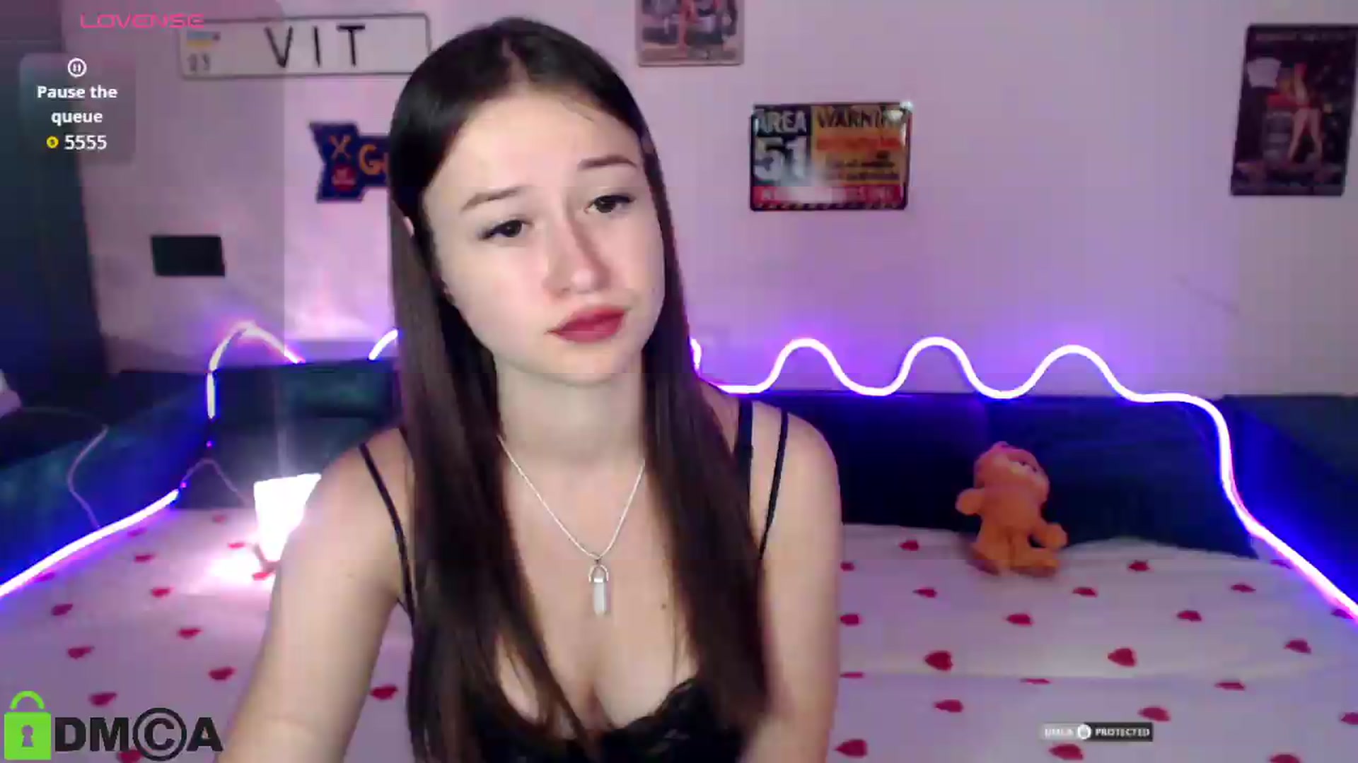 Gallery image thumbnail from B3lla19's myfreecams stream on, 08/29/2026, 19:25 image 8 of 20