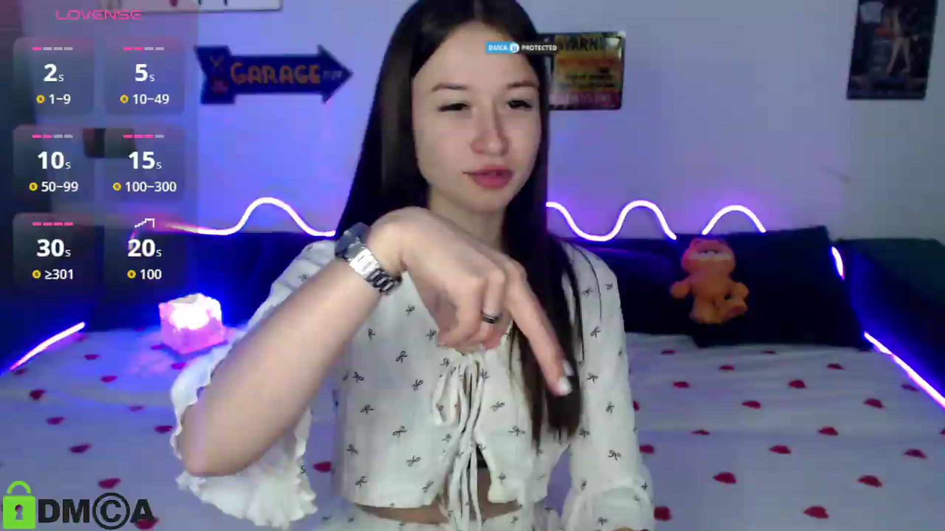 Gallery image thumbnail from B3lla19's myfreecams stream on, 08/31/2026, 01:43 image 12 of 20