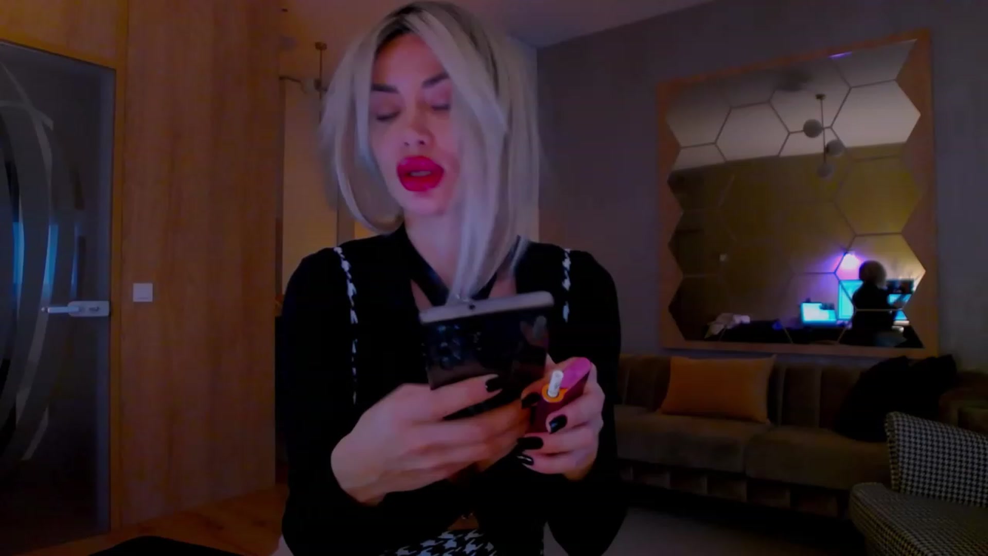 Gallery image thumbnail from BANDITAA's myfreecams stream on, 12/22/2023, 08:10 image 5 of 20