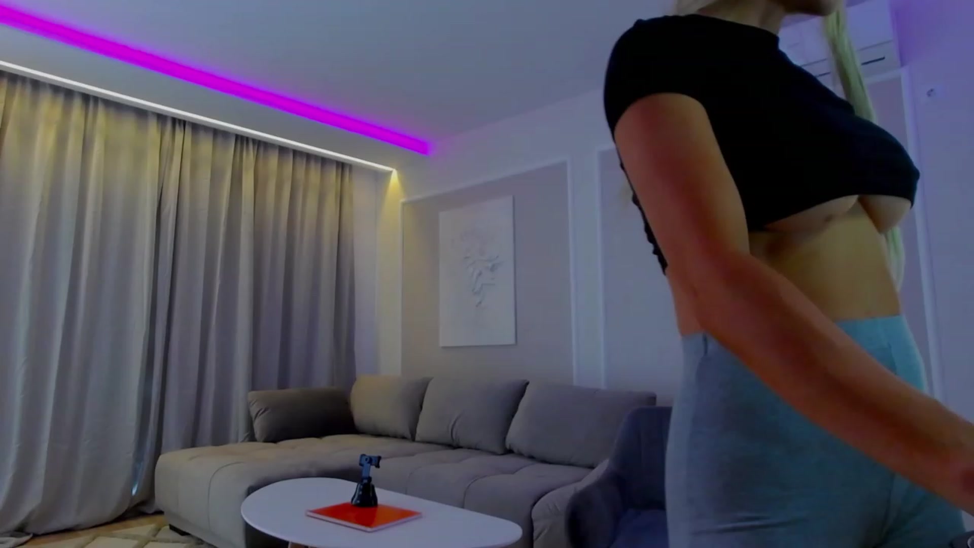 Gallery image thumbnail from BANDITAA's myfreecams stream on, 02/03/2024, 13:00 image 11 of 20