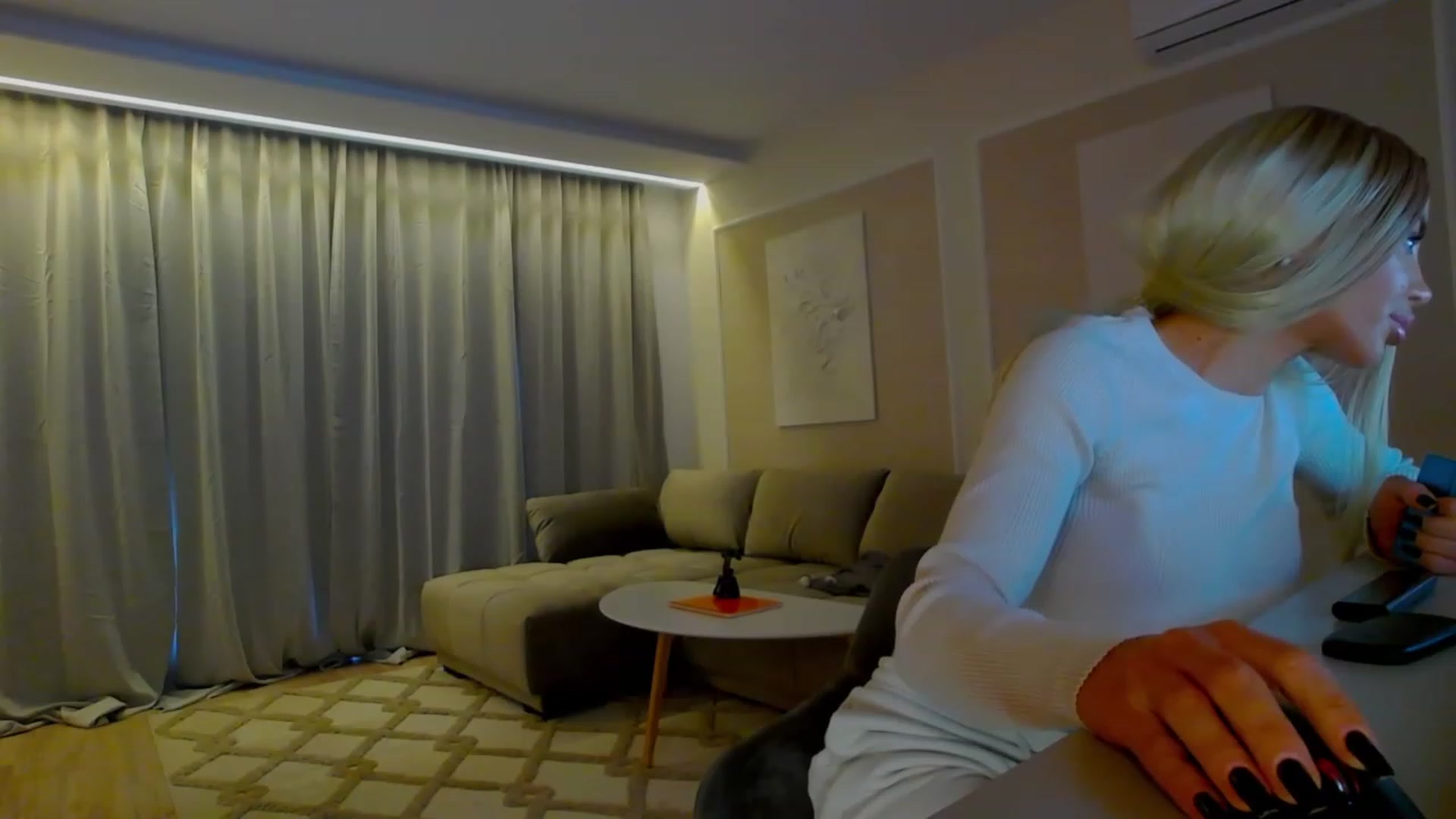 Gallery image thumbnail from BANDITAA's myfreecams stream on, 02/12/2024, 06:17 image 14 of 20