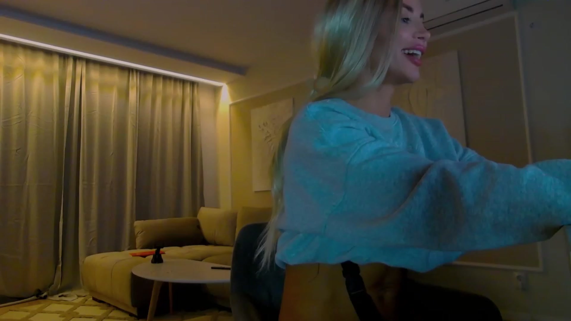 Gallery image thumbnail from BANDITAA's myfreecams stream on, 02/18/2024, 22:23 image 6 of 20