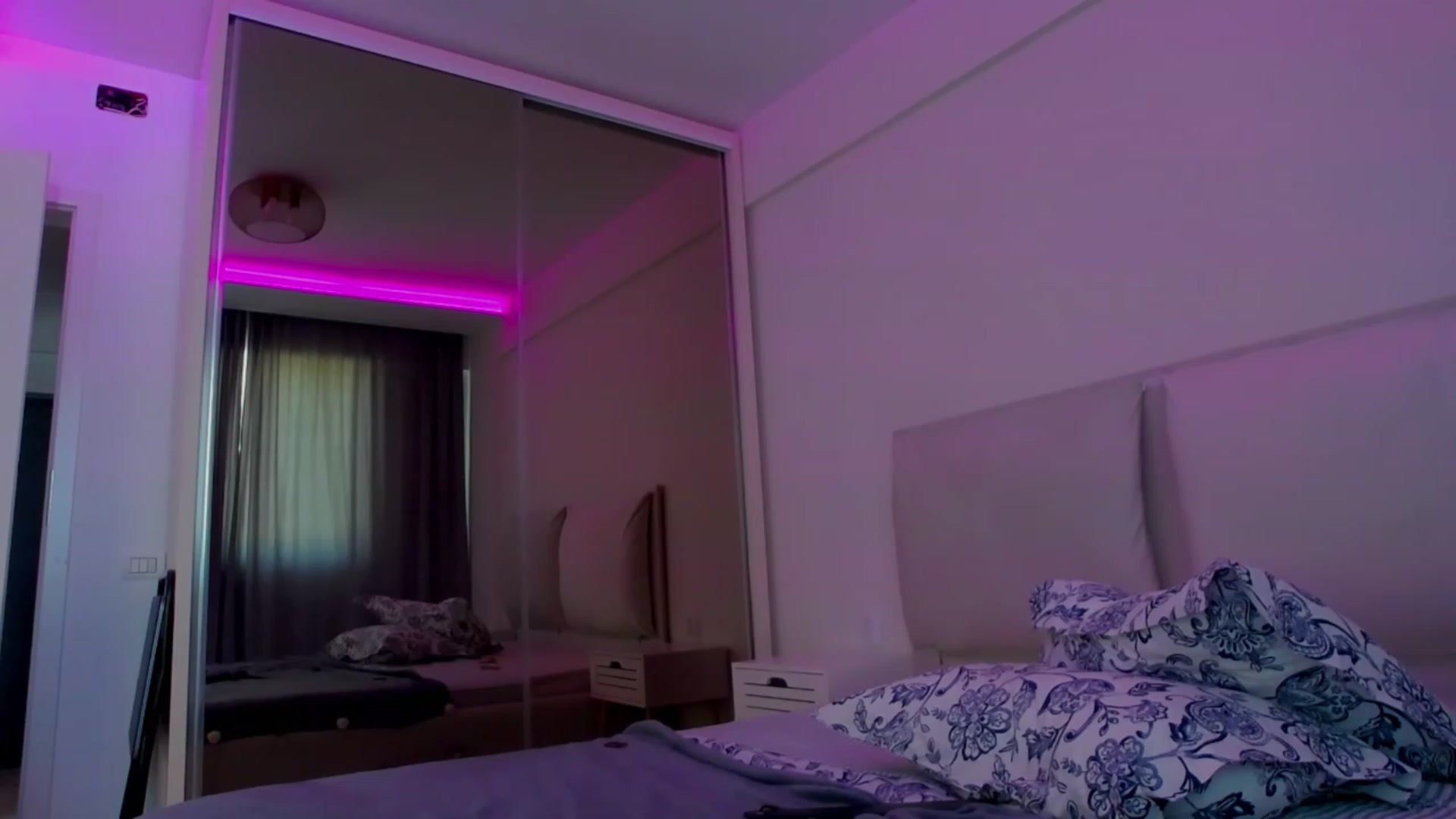 Gallery image thumbnail from BANDITAA's myfreecams stream on, 02/20/2024, 08:17 image 17 of 20