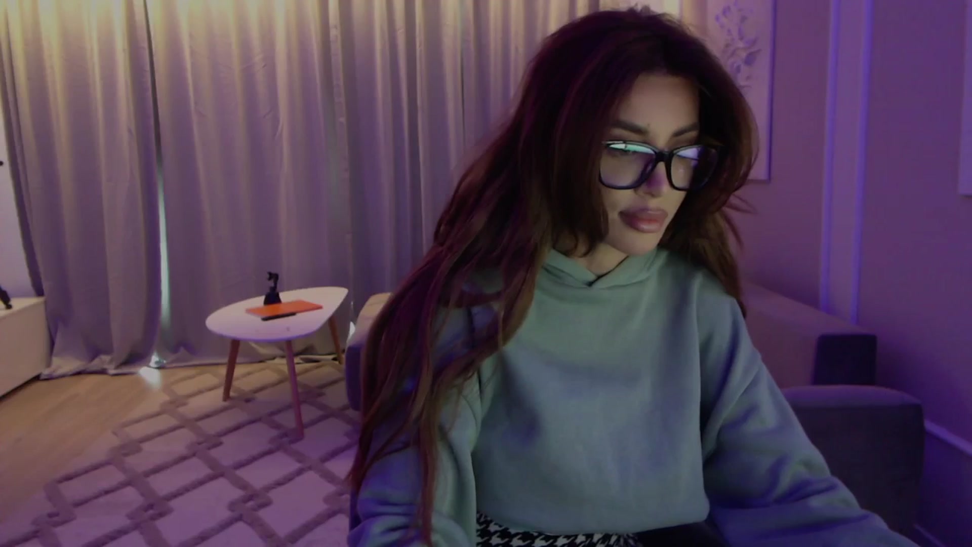 Gallery image thumbnail from BANDITAA's myfreecams stream on, 03/20/2024, 06:45 image 7 of 20