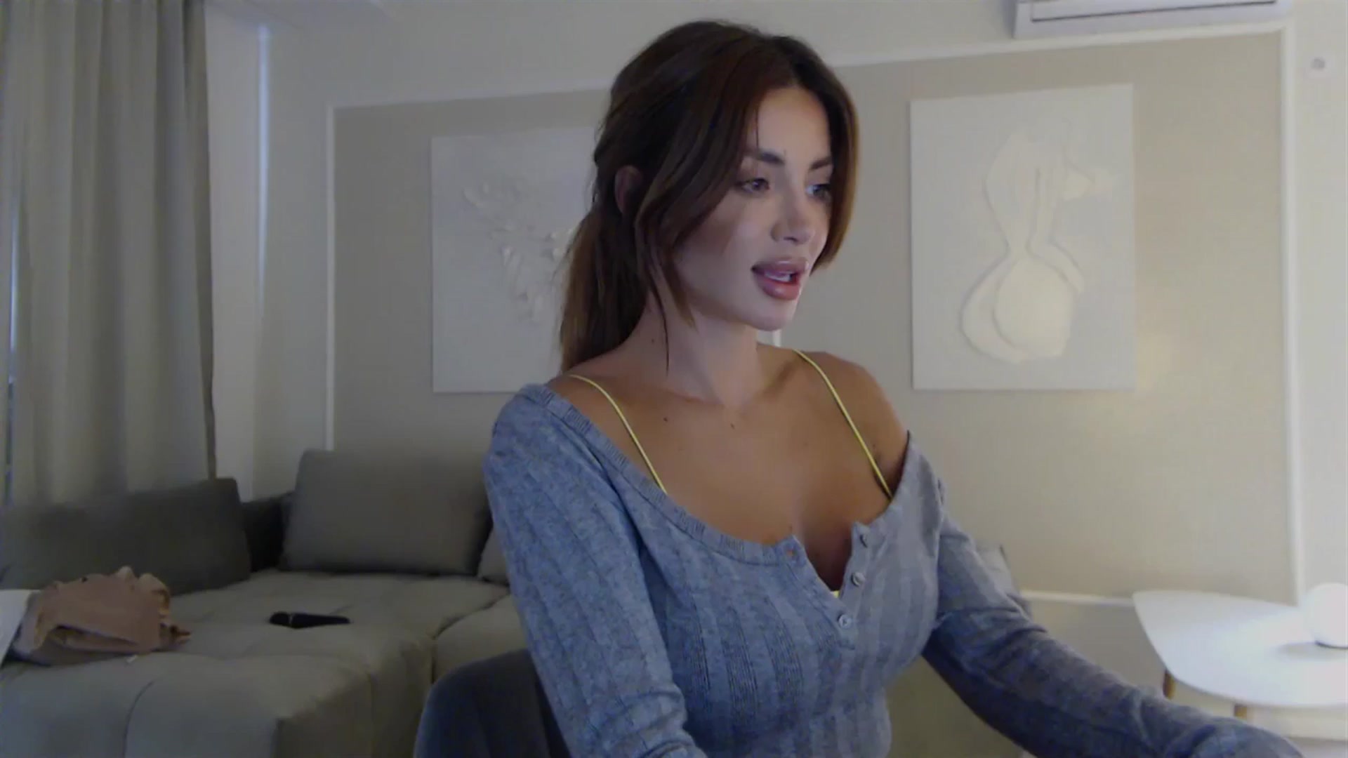 Gallery image thumbnail from BANDITAA's myfreecams stream on, 05/15/2024, 07:12 image 7 of 20