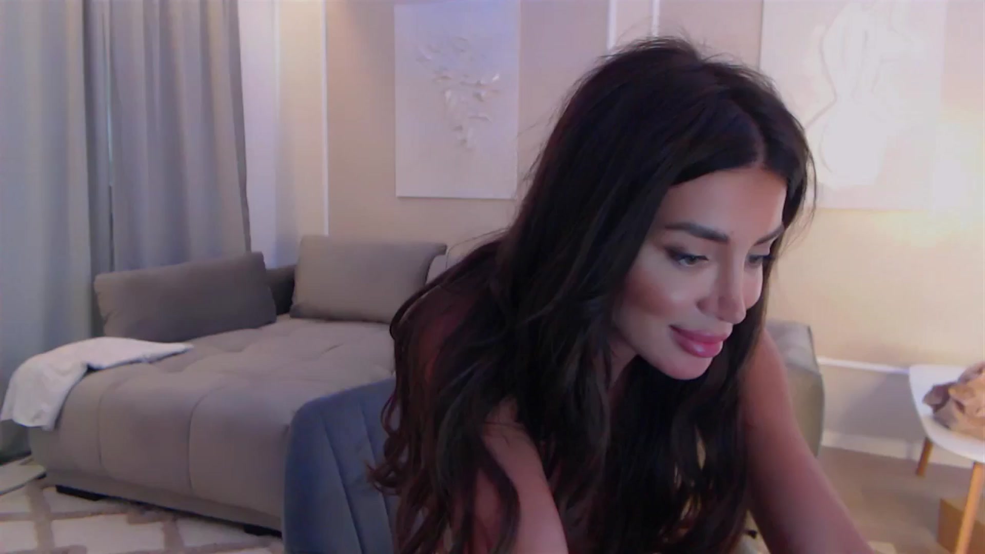 Gallery image thumbnail from BANDITAA's myfreecams stream on, 05/19/2024, 10:23 image 18 of 20