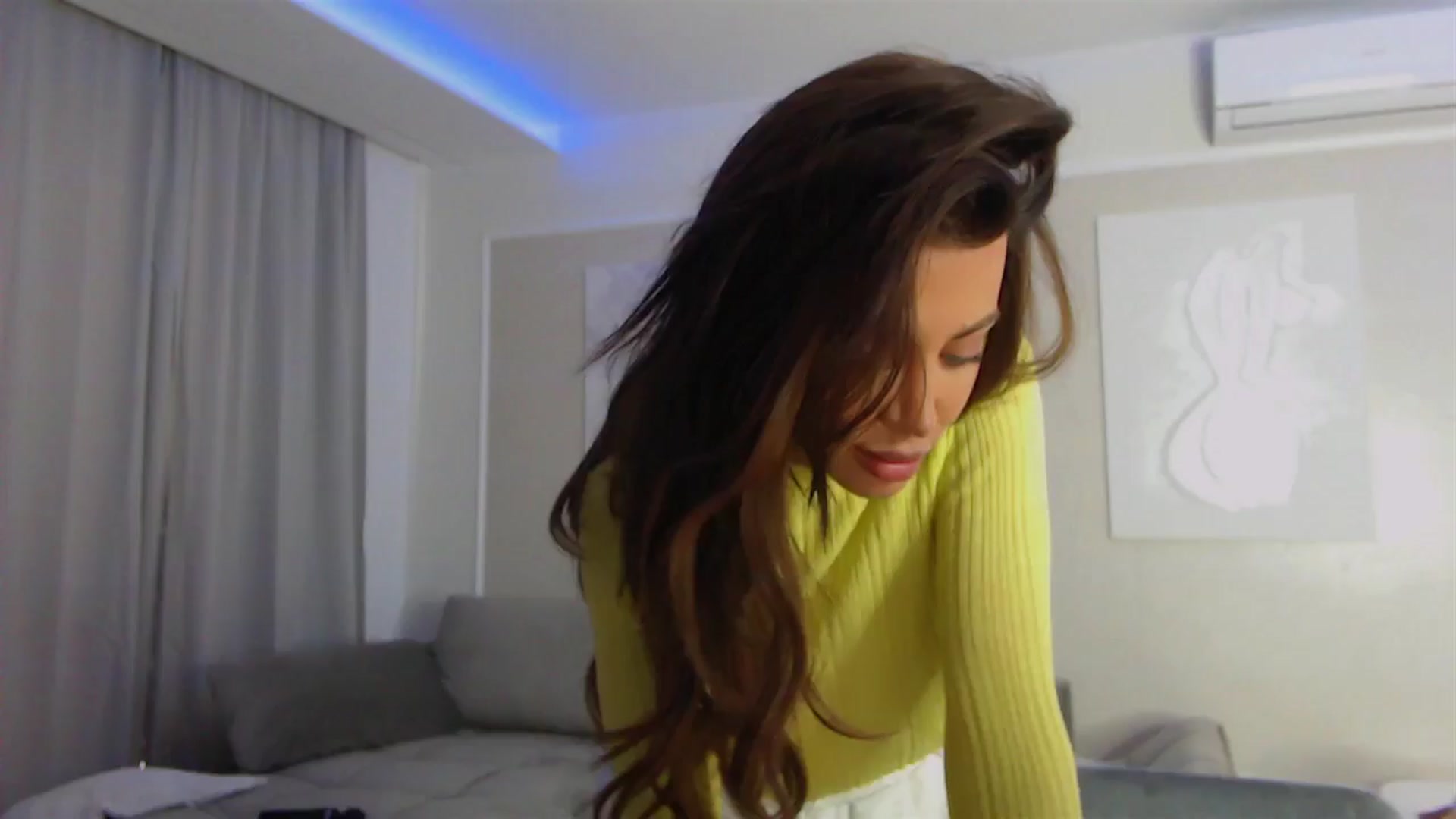Gallery image thumbnail from BANDITAA's myfreecams stream on, 05/20/2024, 06:12 image 10 of 20