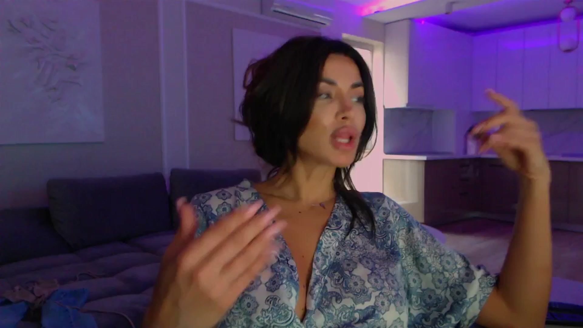 Gallery image thumbnail from BANDITAA's myfreecams stream on, 05/25/2024, 10:44 image 1 of 20