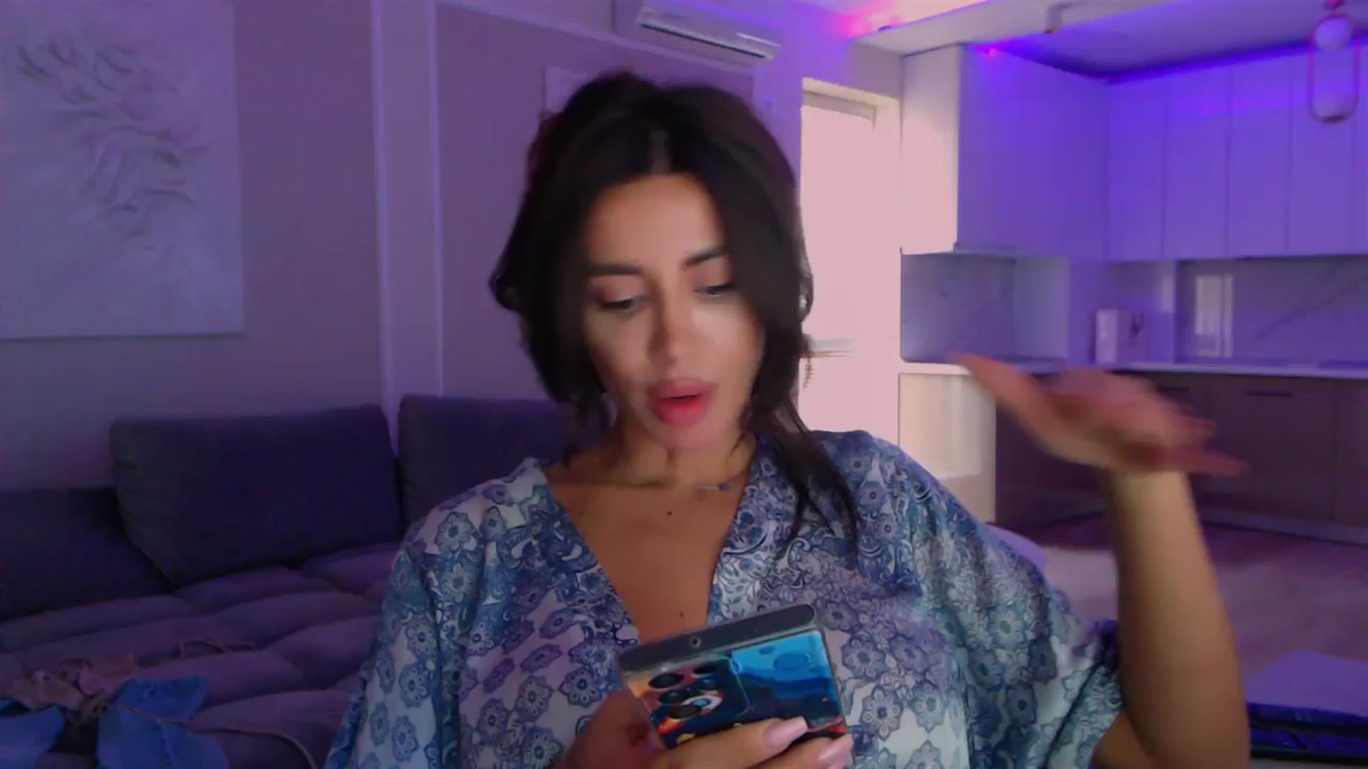 Gallery image thumbnail from BANDITAA's myfreecams stream on, 05/25/2024, 10:44 image 5 of 20