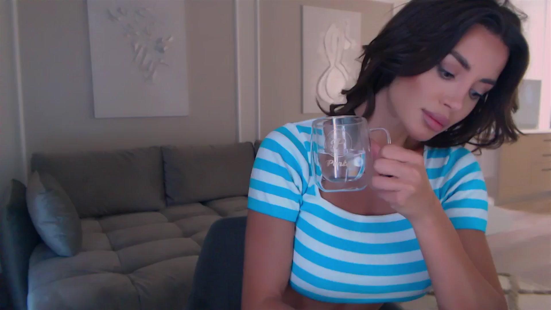 Gallery image thumbnail from BANDITAA's myfreecams stream on, 05/27/2024, 07:19 image 12 of 20