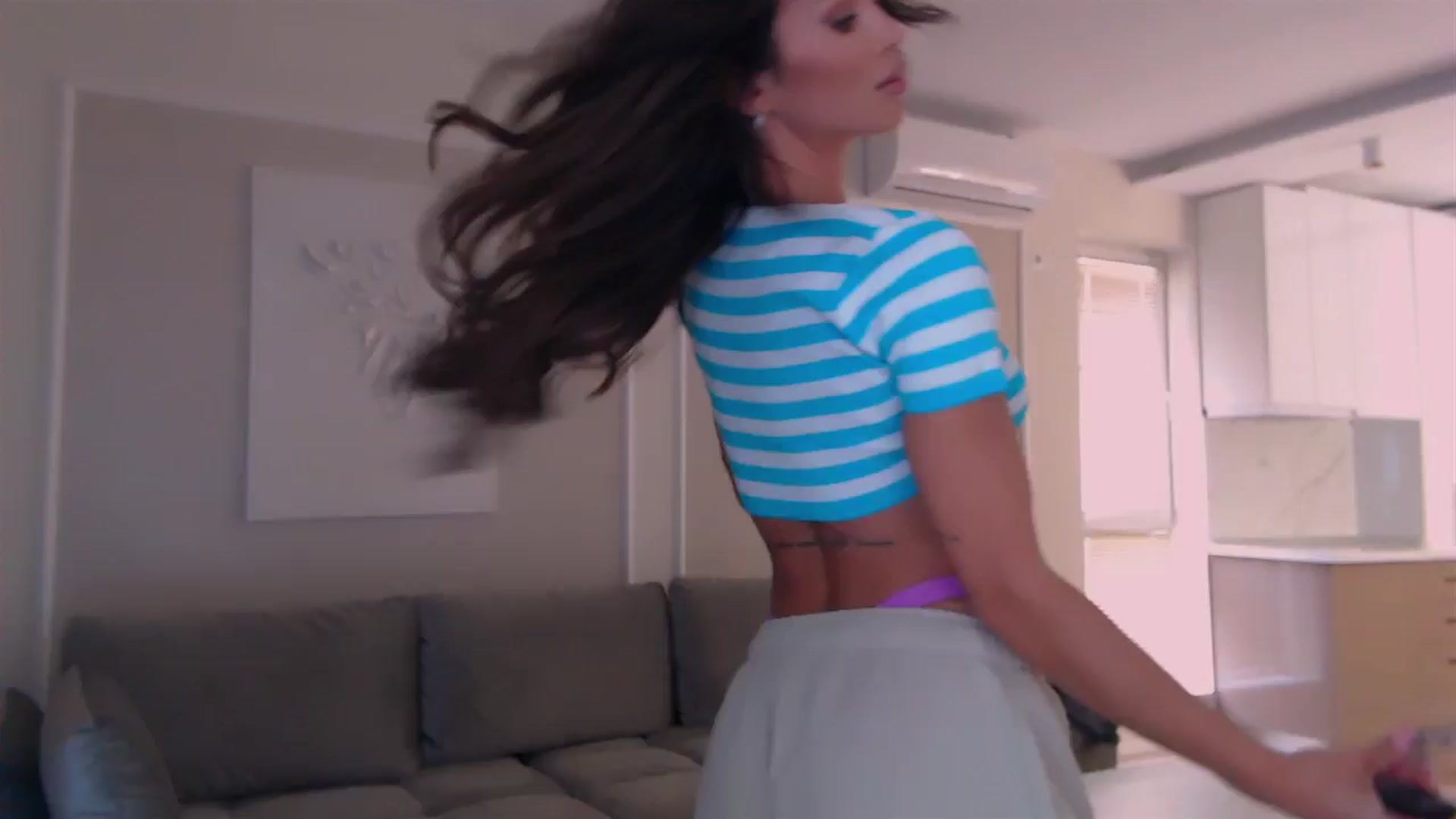 Gallery image thumbnail from BANDITAA's myfreecams stream on, 05/27/2024, 07:19 image 10 of 20