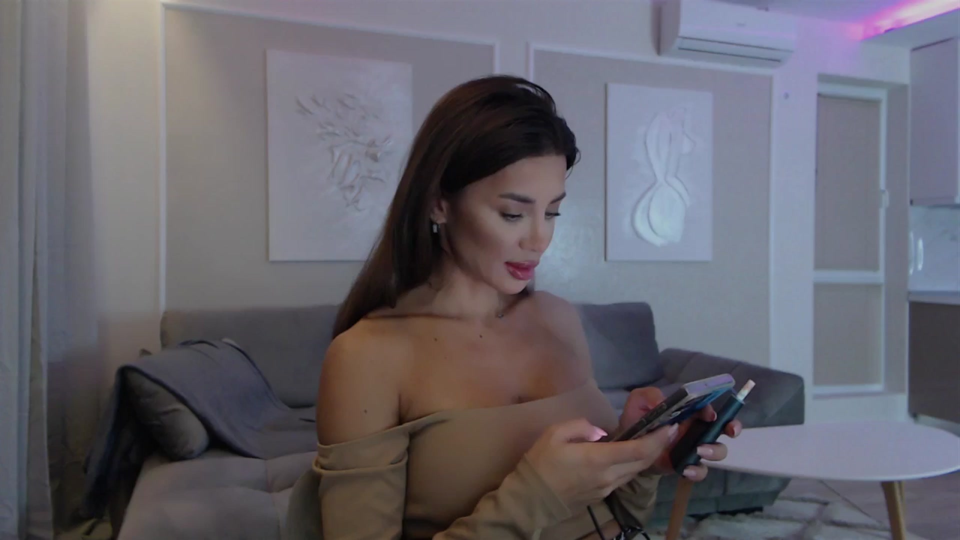 Gallery image thumbnail from BANDITAA's myfreecams stream on, 05/29/2024, 19:17 image 5 of 20