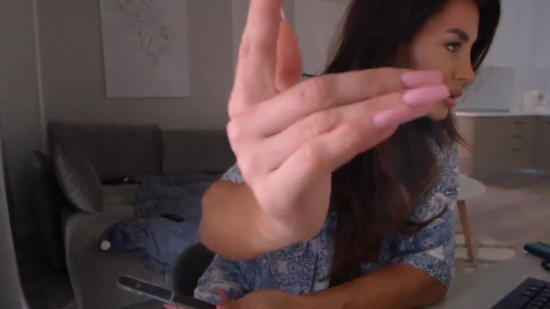 Gallery image thumbnail from BANDITAA's myfreecams stream on, 06/05/2024, 07:29 image 17 of 20