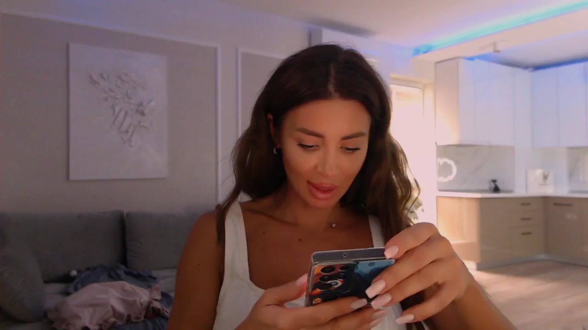 Gallery image thumbnail from BANDITAA's myfreecams stream on, 06/14/2024, 09:36 image 4 of 20