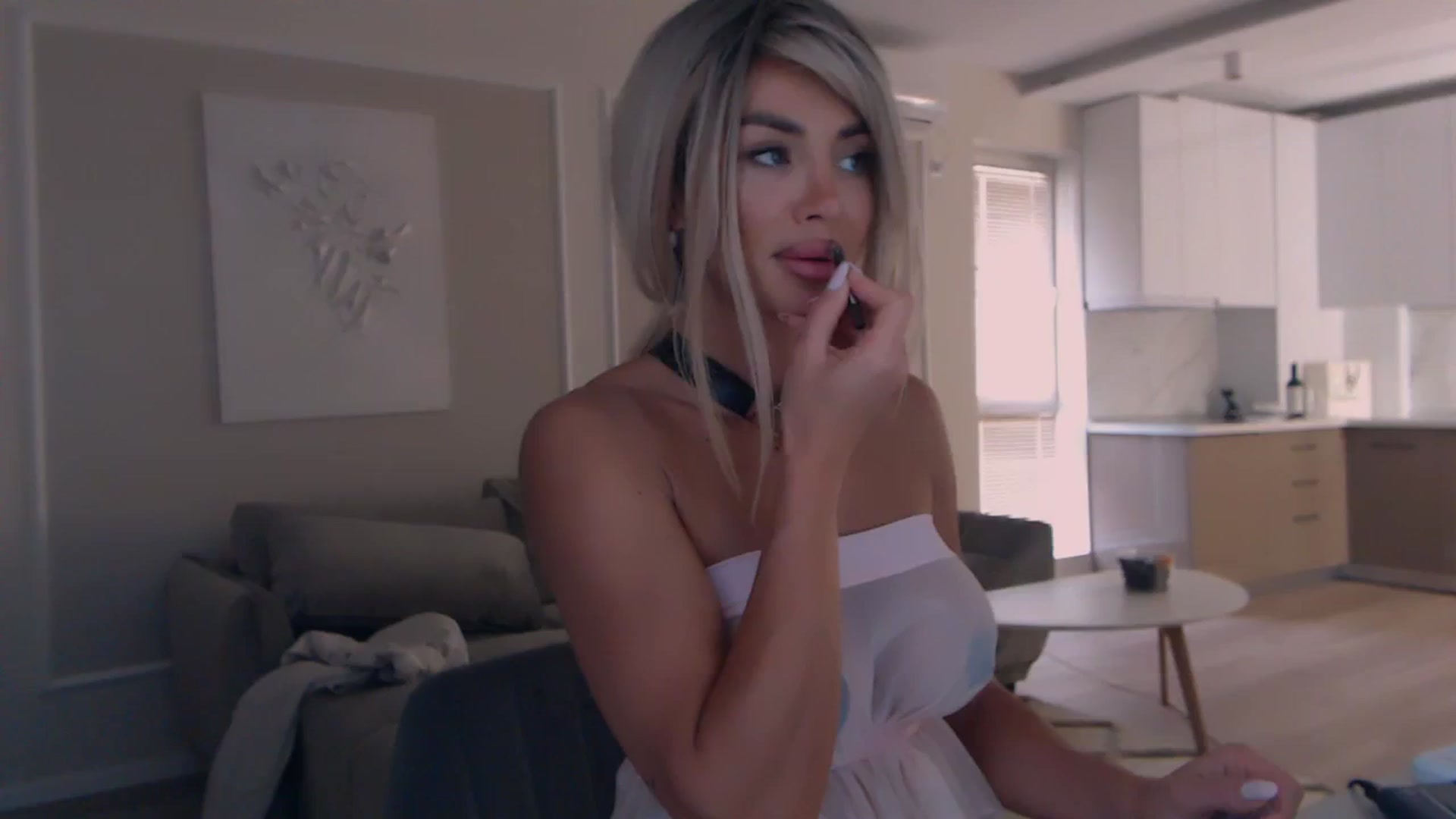 Gallery image thumbnail from BANDITAA's myfreecams stream on, 06/21/2024, 08:52 image 1 of 20