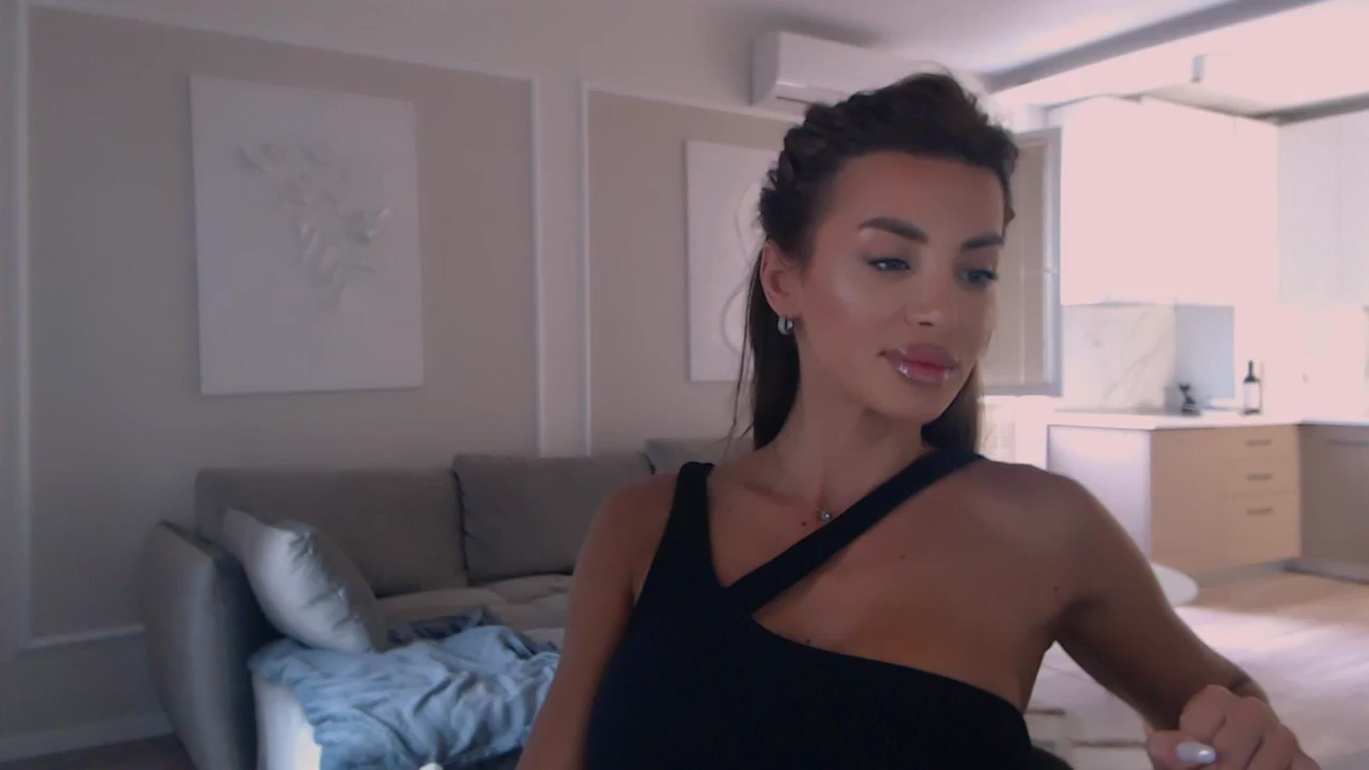 Gallery image thumbnail from BANDITAA's myfreecams stream on, 07/02/2024, 05:49 image 18 of 20