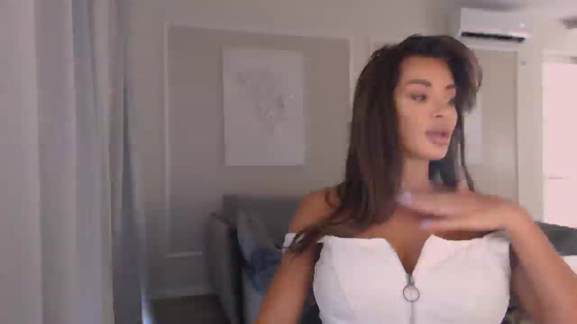 Gallery image thumbnail from BANDITAA's myfreecams stream on, 07/10/2024, 05:47 image 16 of 20