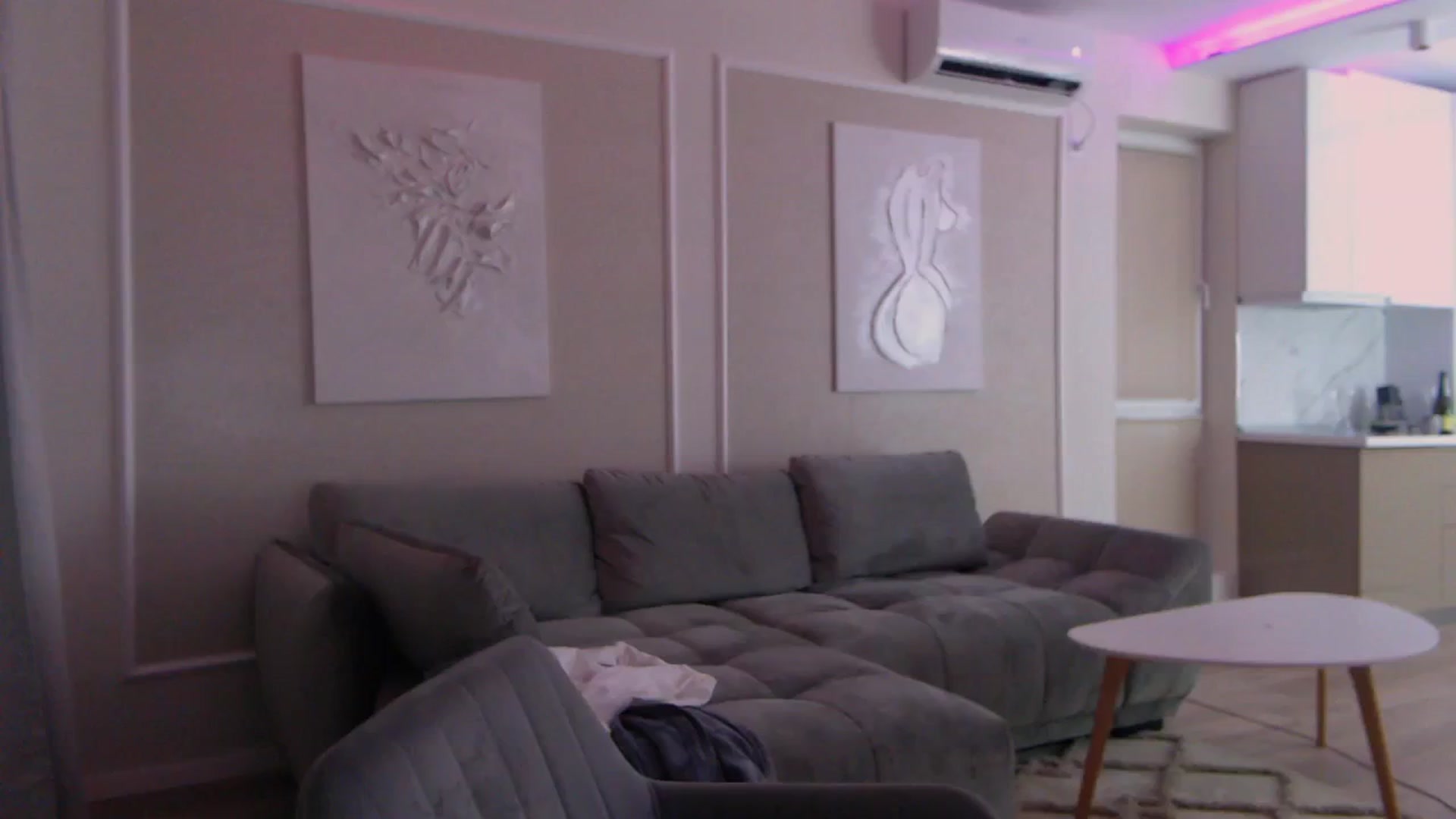 Gallery image thumbnail from BANDITAA's myfreecams stream on, 07/19/2024, 19:39 image 18 of 20