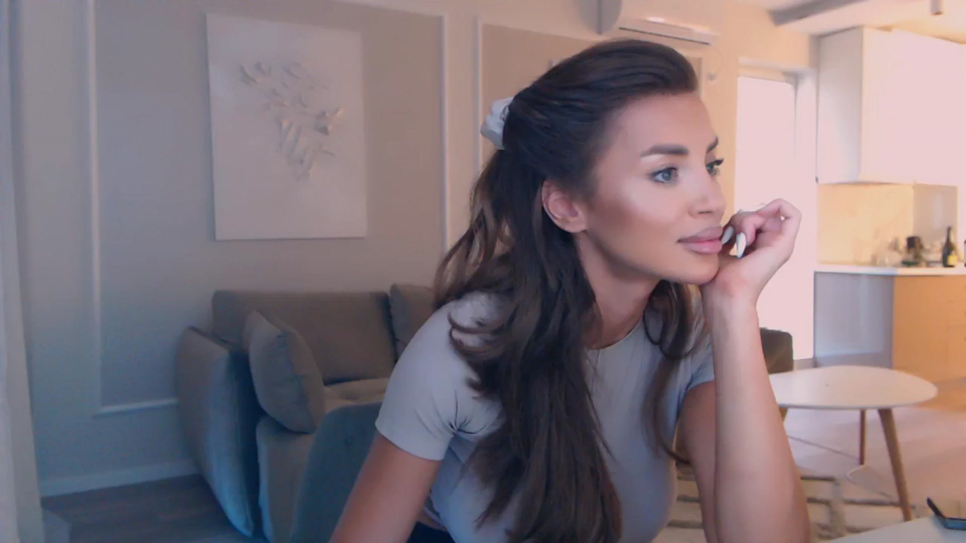 Gallery image thumbnail from BANDITAA's myfreecams stream on, 08/02/2024, 07:58 image 3 of 20