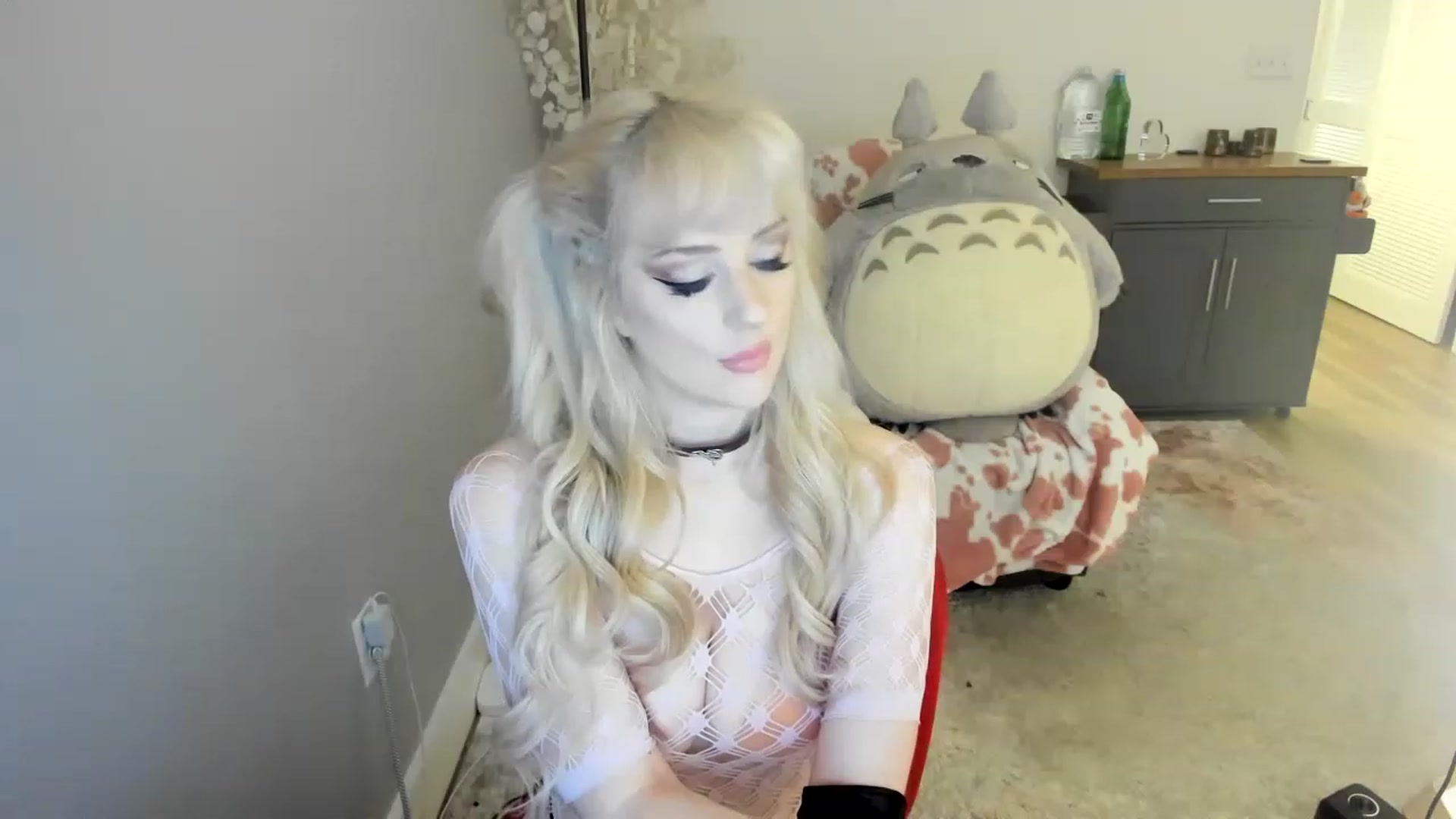 Gallery image thumbnail from BBC_CuckDomme's myfreecams stream on, 06/08/2023, 23:19 image 12 of 20